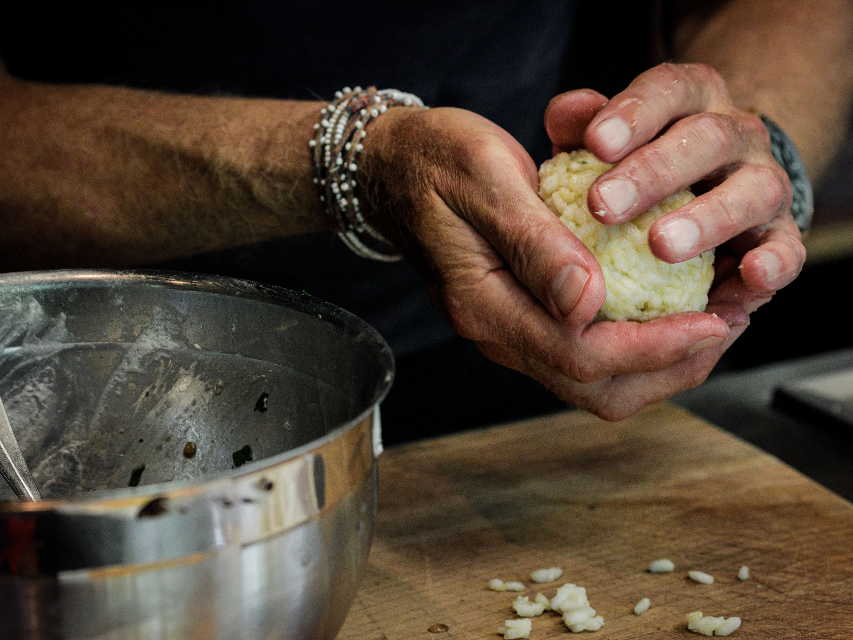 Schritt 3:  Alles zu einer Kugel formen