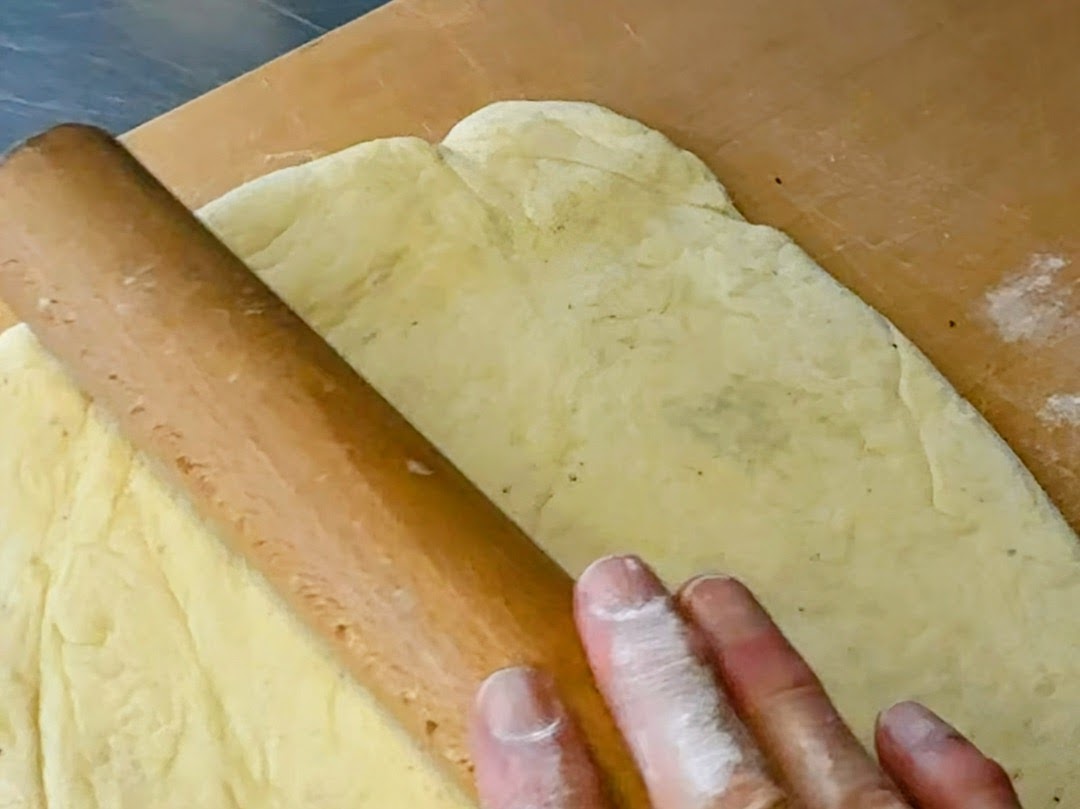 Schritt 2: Zimtschnecken formen