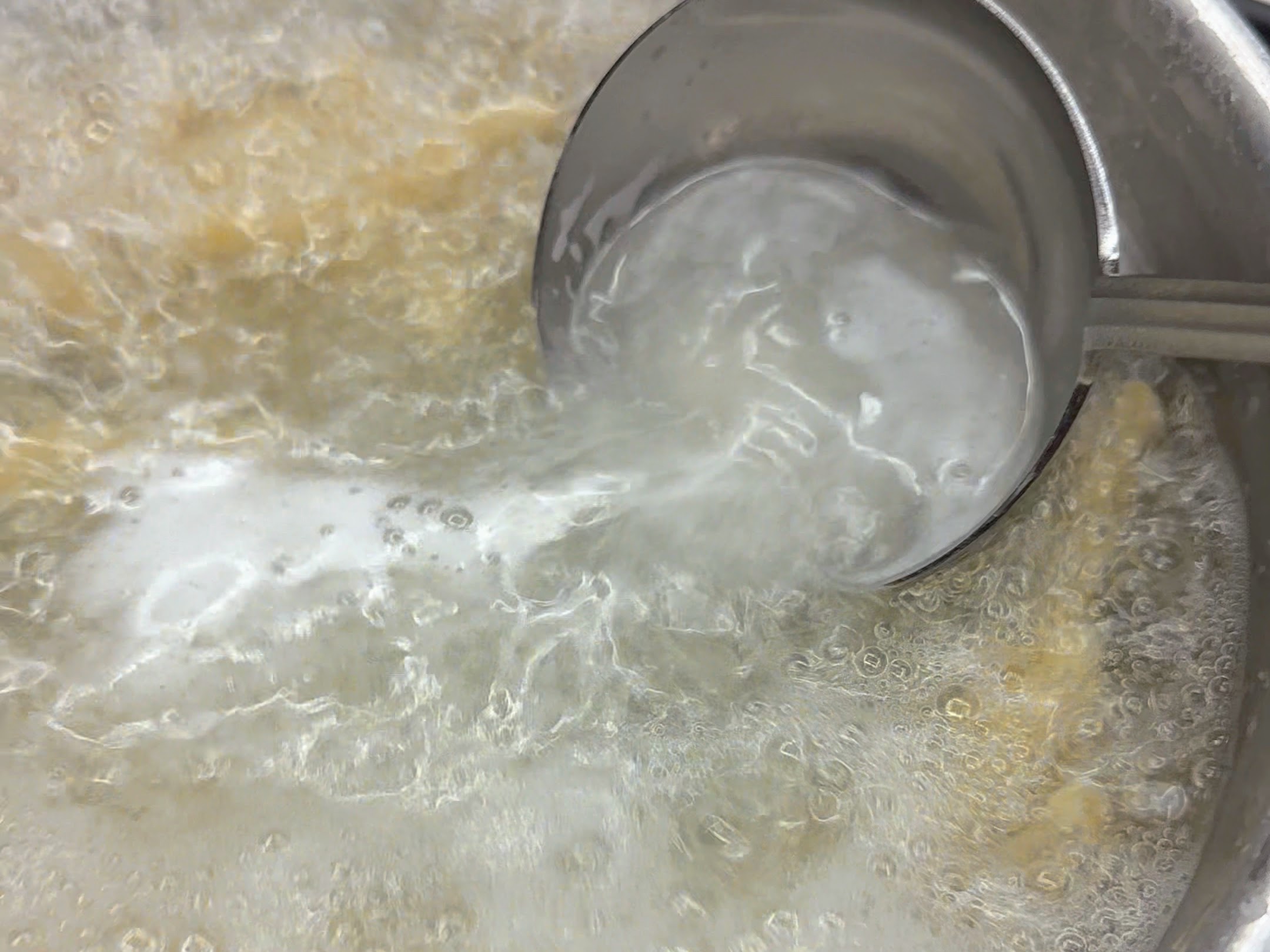 Schritt 2: Busiate mit Artischocken und Zucchini servieren