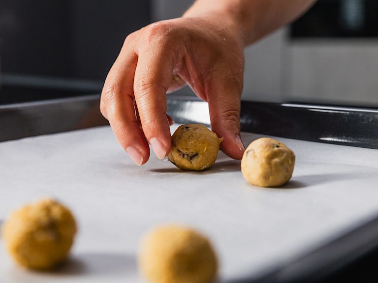 Schritt 2: Kugeln formen  Schritt 2: Kugeln formen