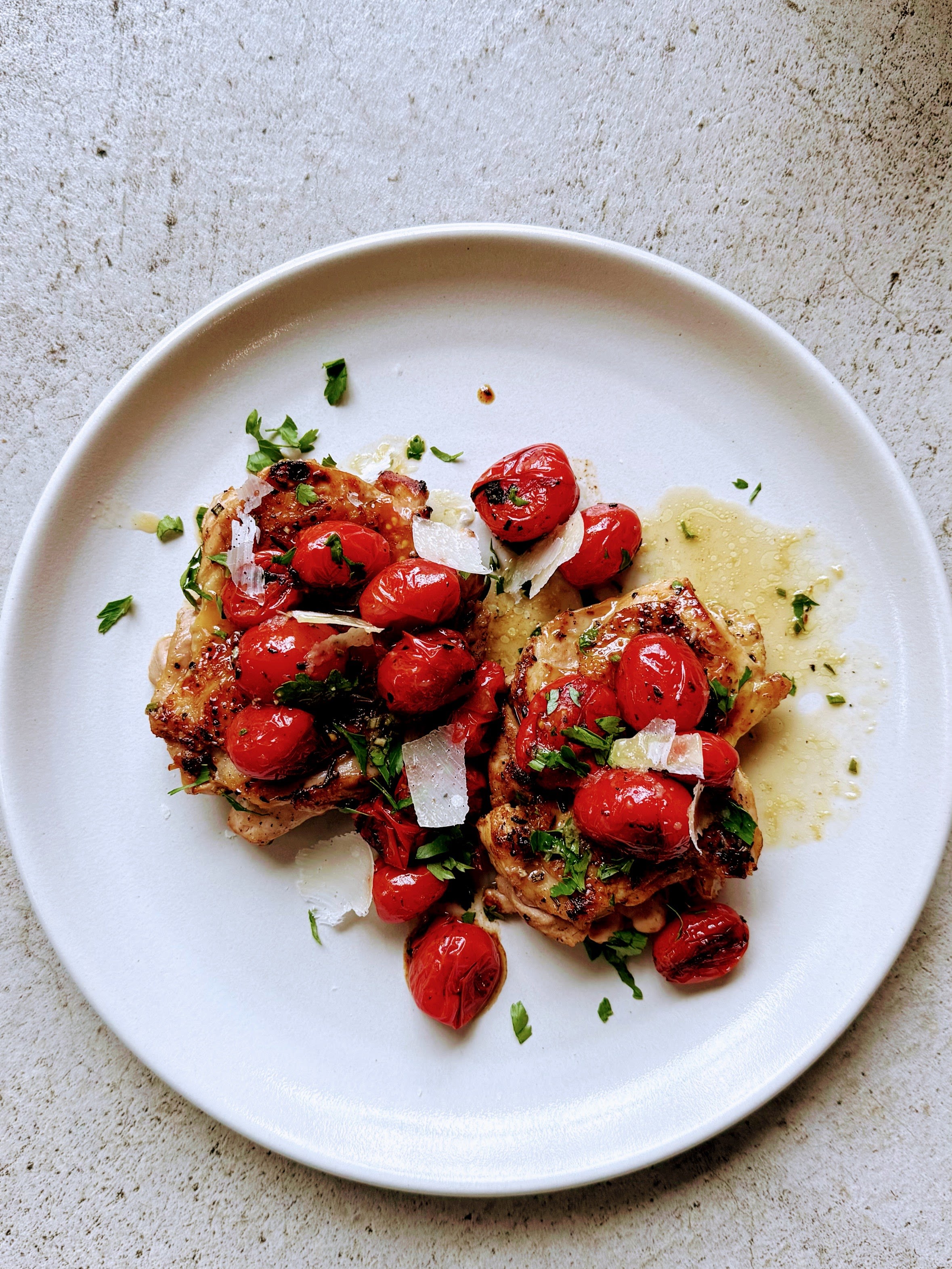 Zitronen-Knoblauch-Pouletsteaks mit Kirschtomaten Rezept 1