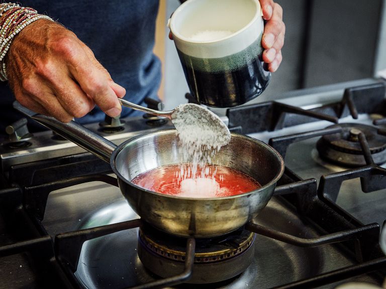 Schritt 1: Stachelbeeren für Artischocken-Bohnen-Dip mit Kombucha-Stachelbeeren-Pickles einlegen 