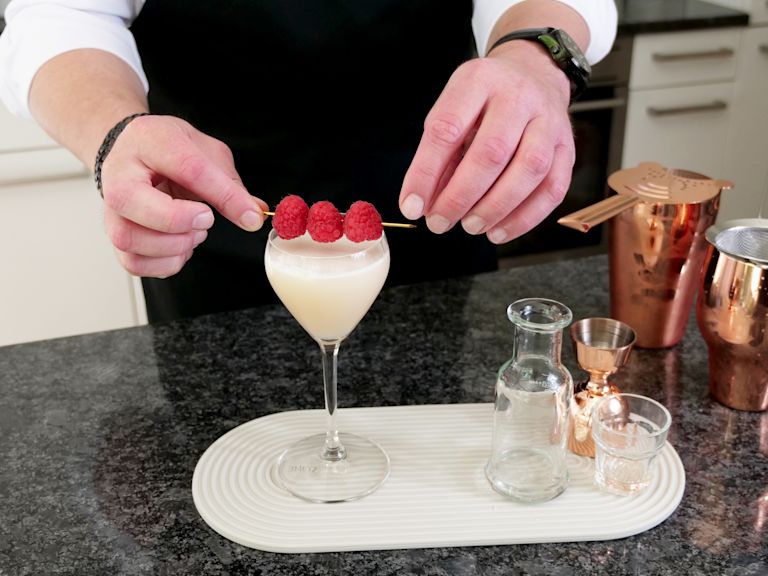 Schritt 4: Garnieren Schritt 4: Garnieren