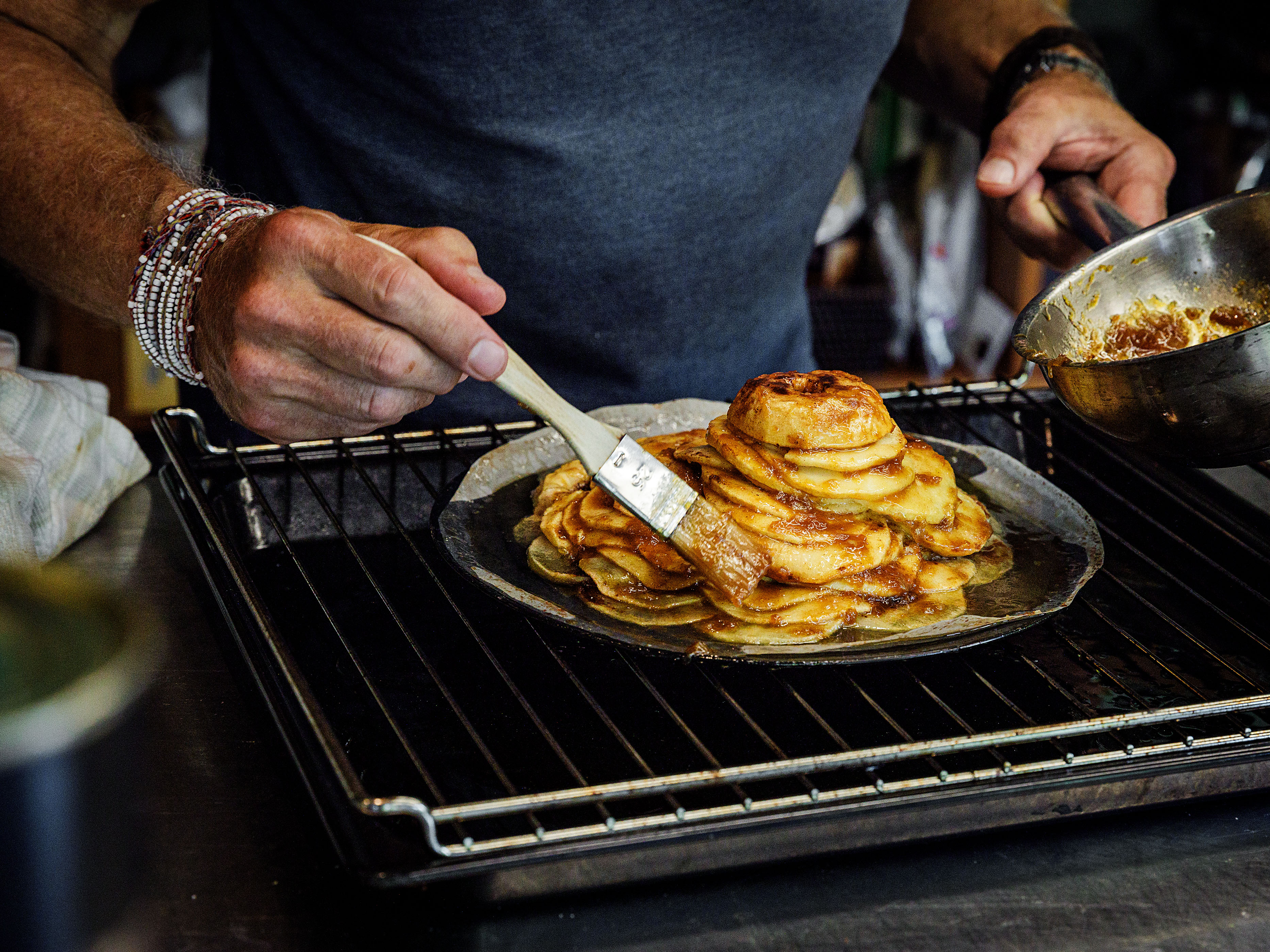 Schritt 3: Apfeldom backen und servieren