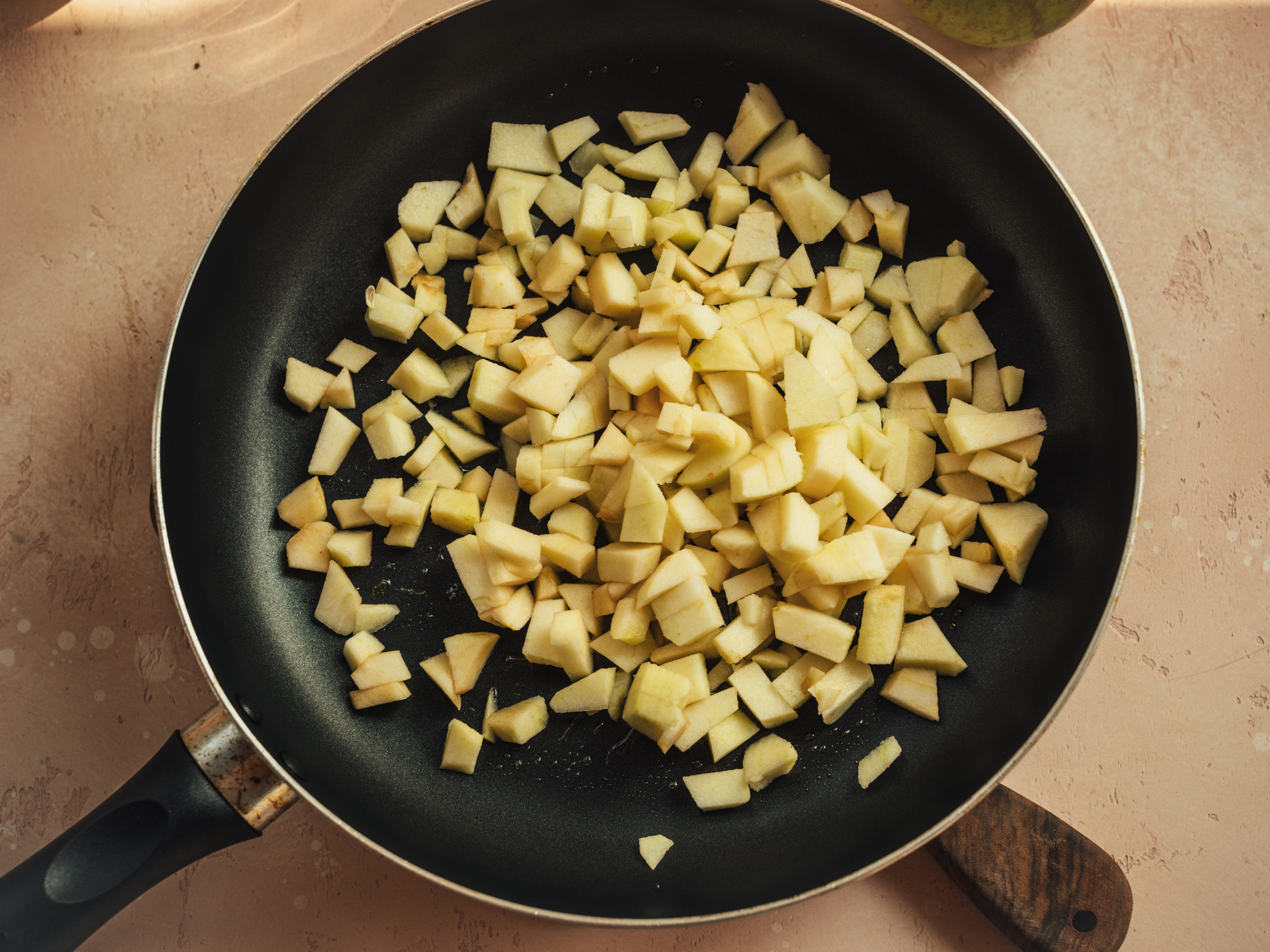 Schritt 2: Äpfel dünsten