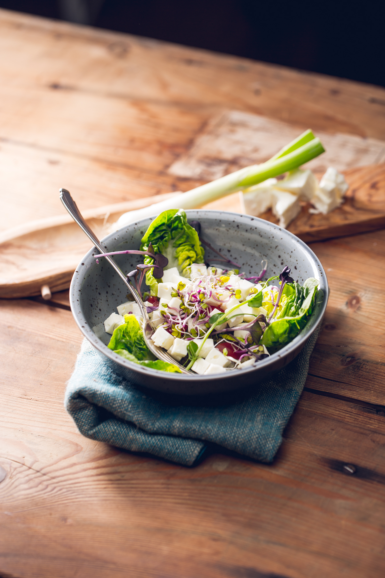 Lauwarmer Salat Aus Frühlingszwiebeln, Feta & Erdbeeren | HOMEMADE