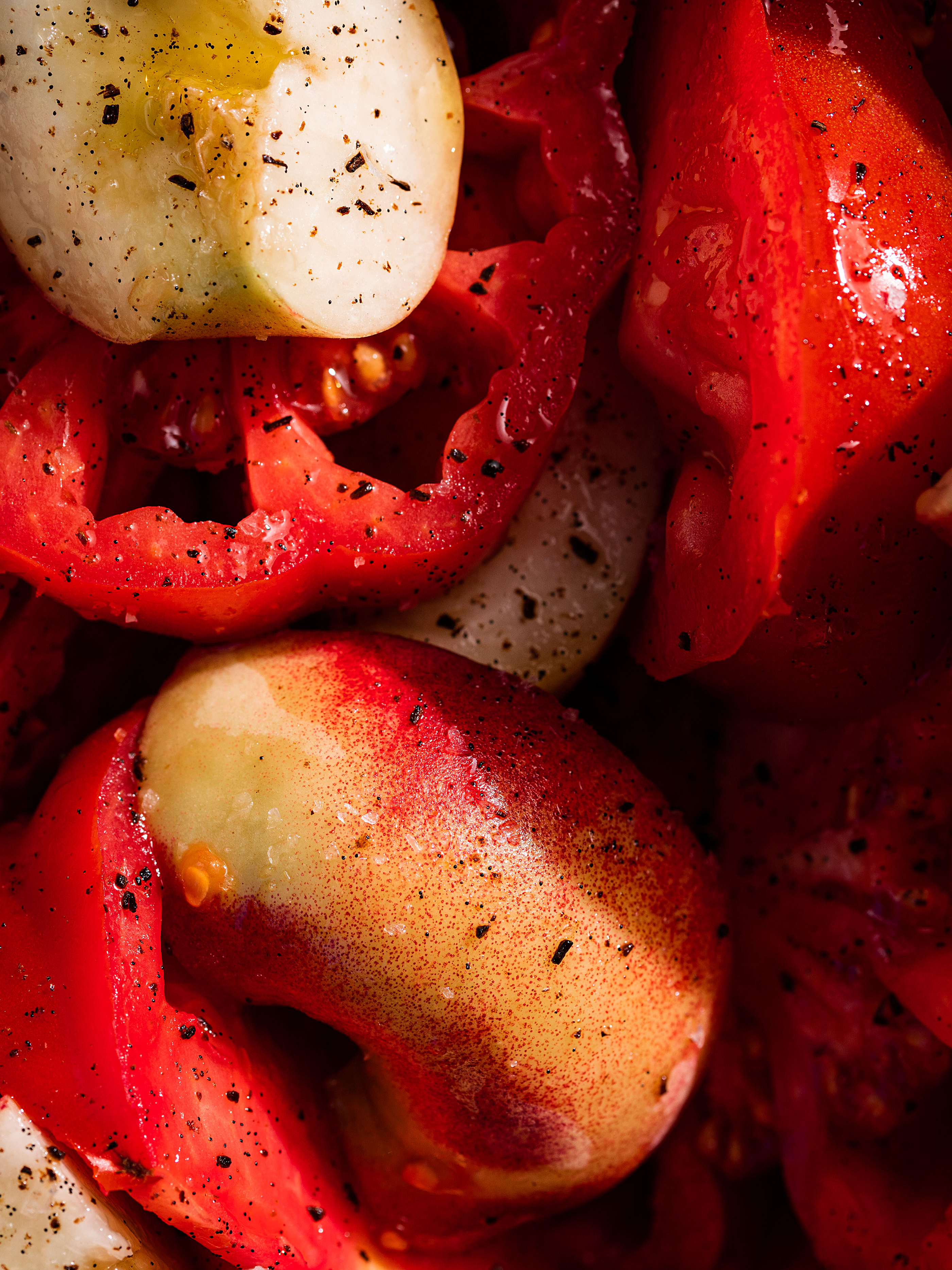 Ochsenherz-Tomaten-Salat mit weissen Pfirsichen Rezept 2