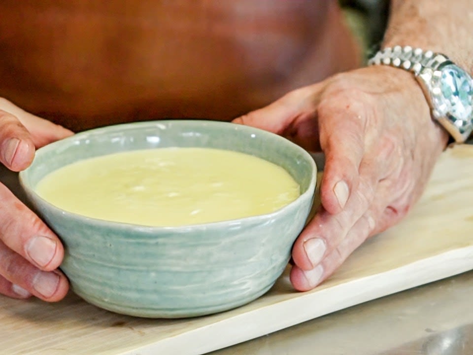 Schritt 2: Creme für Mascarpone-Honig-Glace fertigstellen 