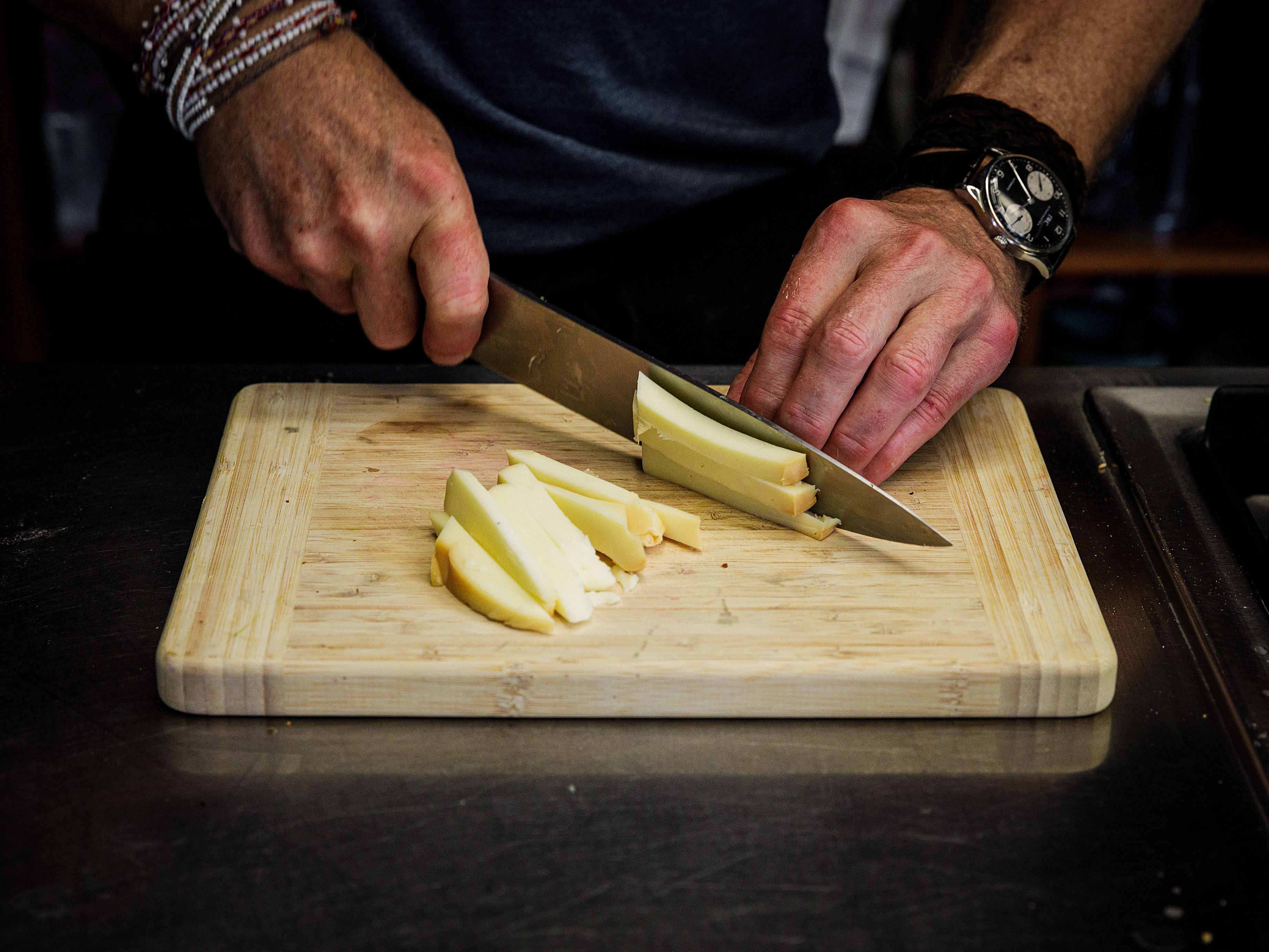 Schritt 3: Gericht Paccheri al sugo di pomodoro e limone fertigstellen 