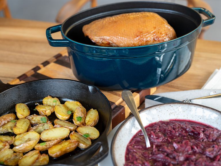 Schritt 2: Ente knusprig braten und servieren Schritt 2: Ente knusprig braten und servieren