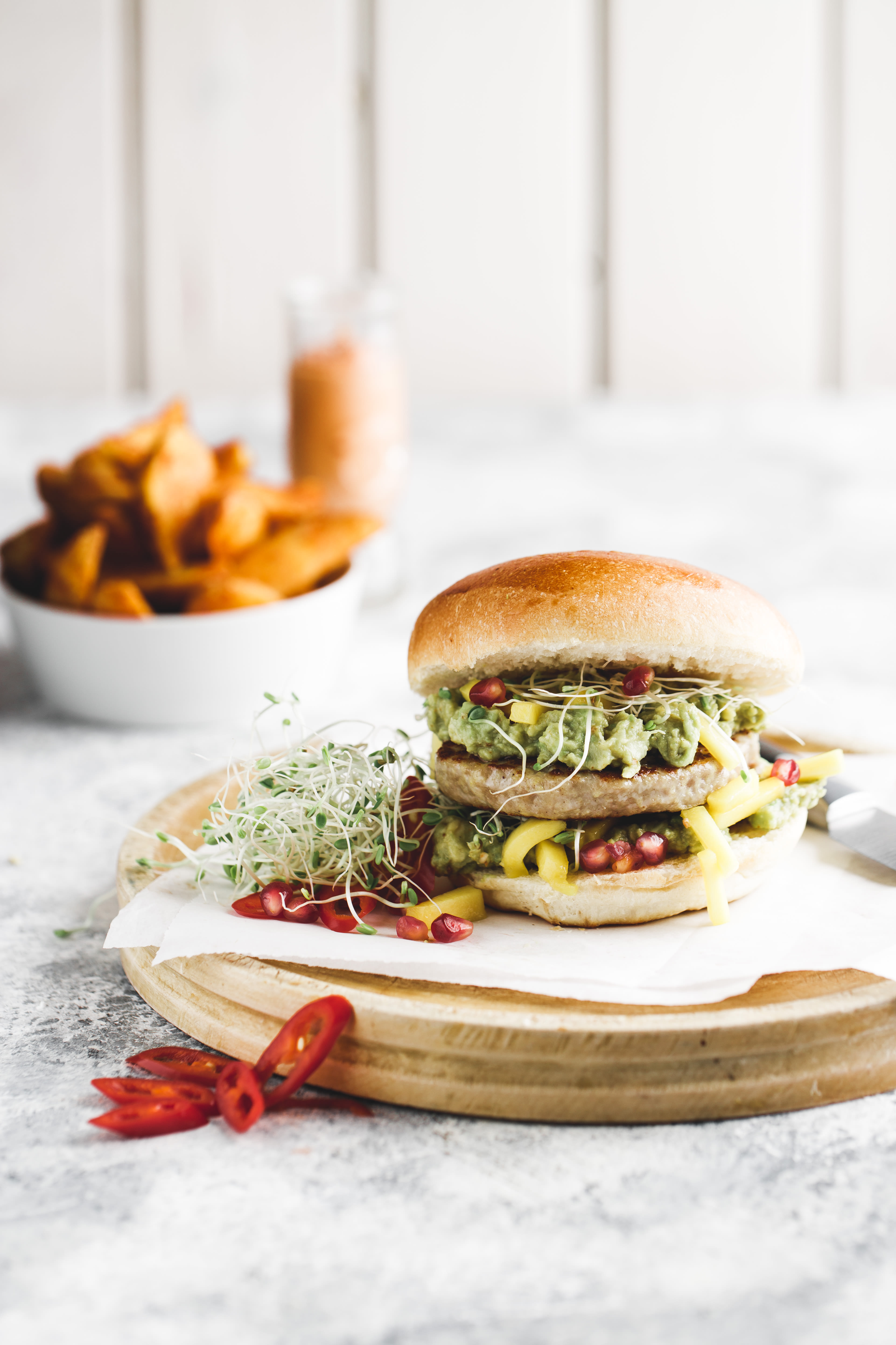 Hamburger mit Avocado und Mango Rezept1