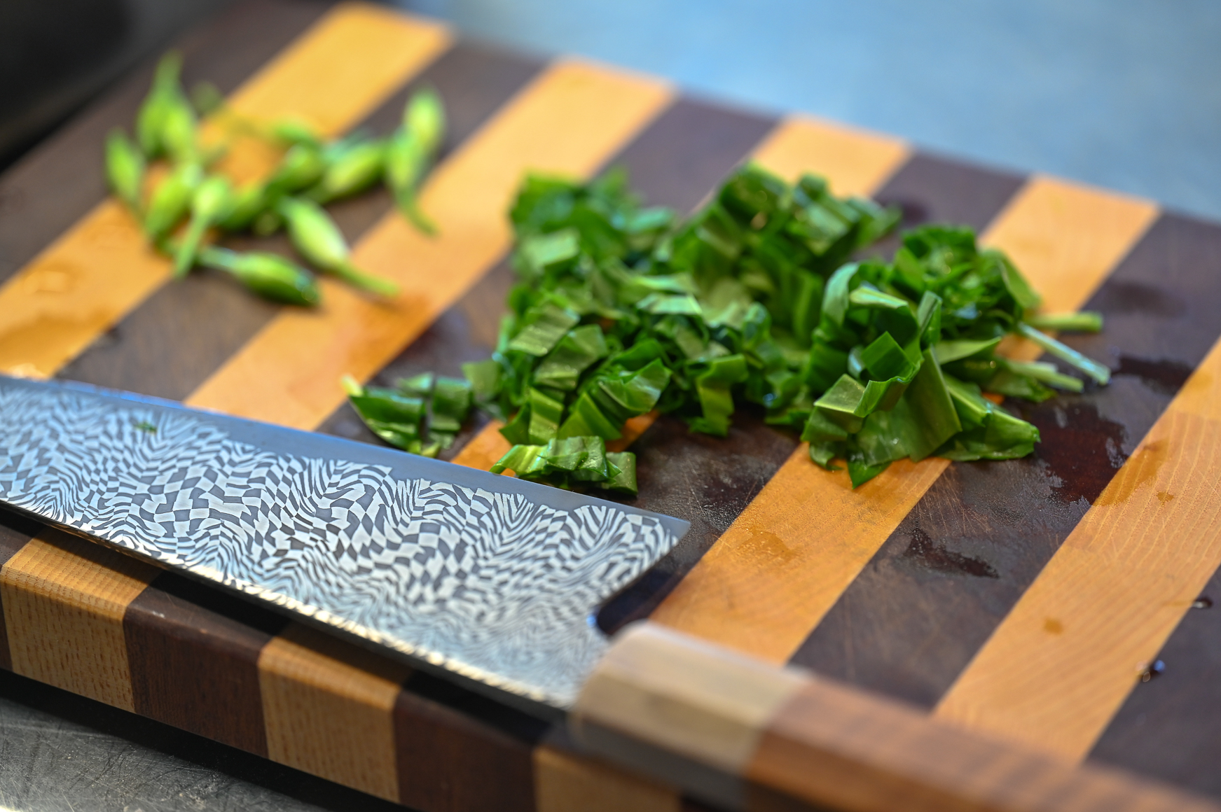 Schritt 2: Teig für Bärlauch Focaccia fertigstellen 