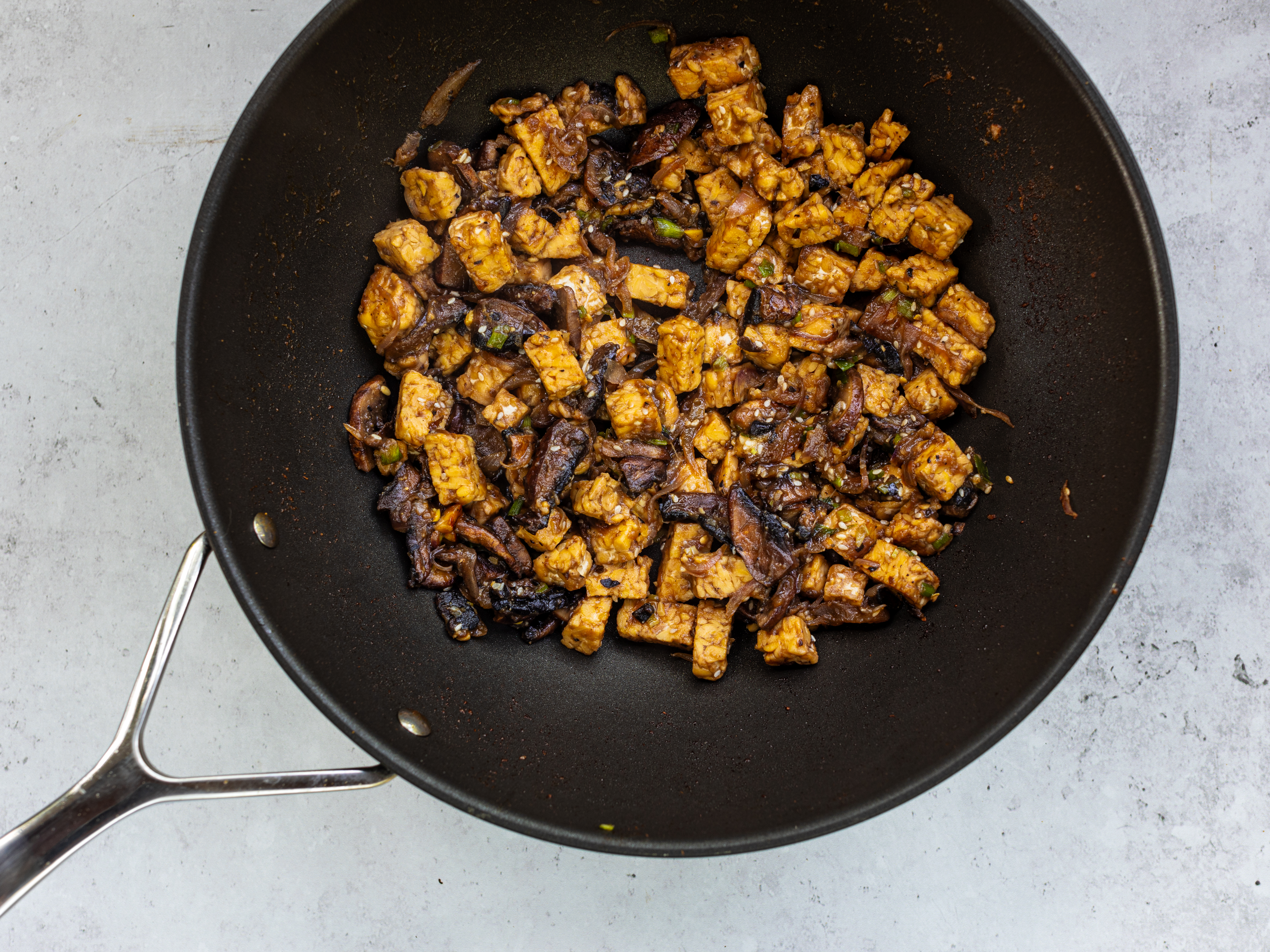 Schritt 4: Gemüse und Tempeh für Vegetarisches Bulgogi mit Reis anbraten 