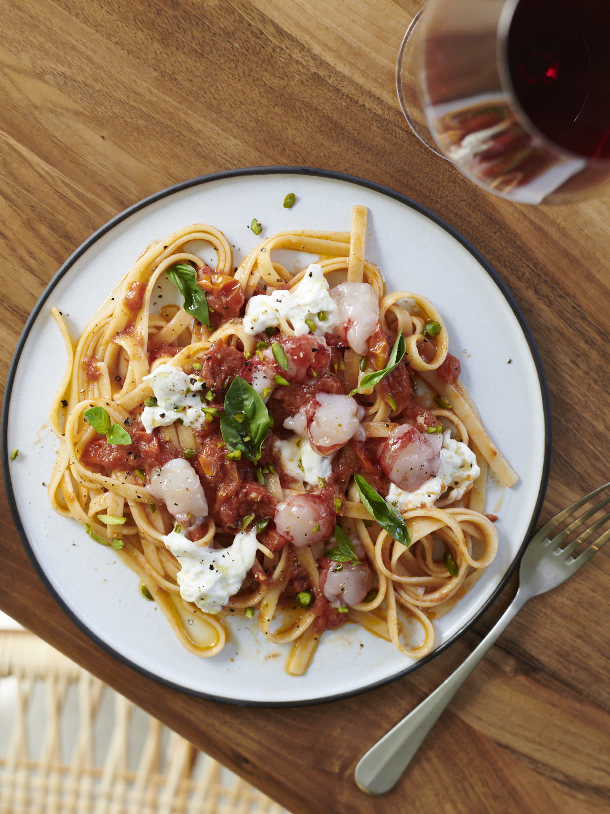 Linguine mit Pistazien, Gamberi rossi und Stracciatella Rezept