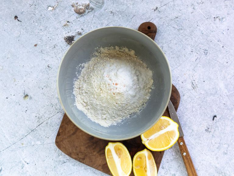 Schritt 2: Teig für Zitronen-Joghurt Muffins zubereiten  