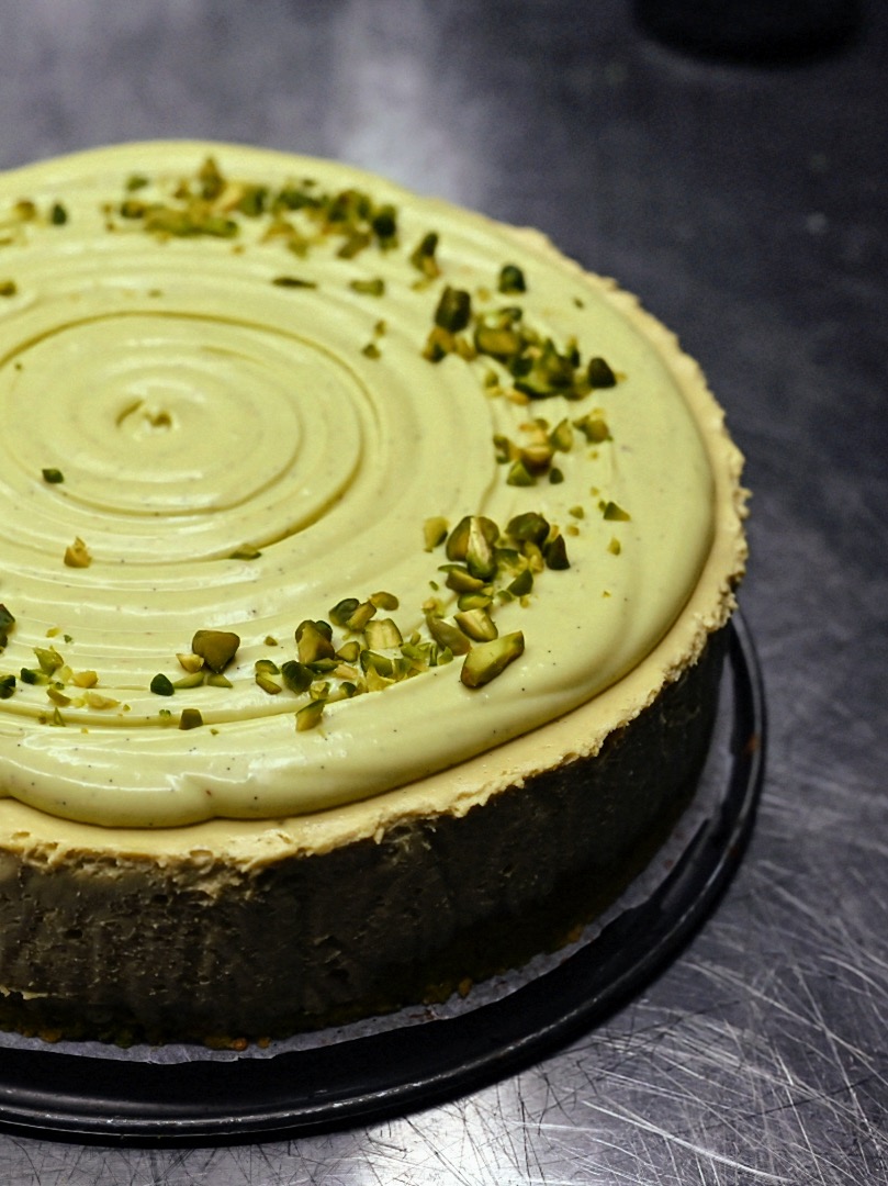 Schritt 5: Mit gehackten Pistazien bestreuen