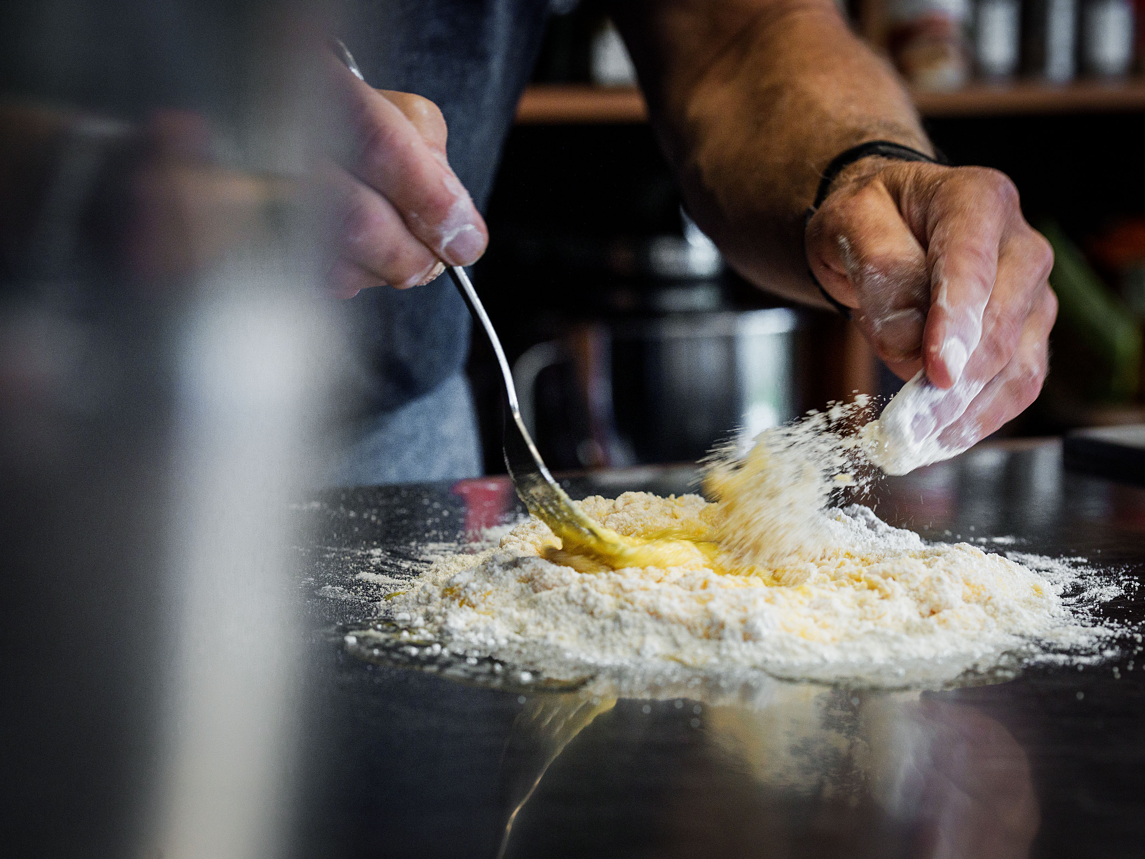 Schritt 1: Pastateig herstellen