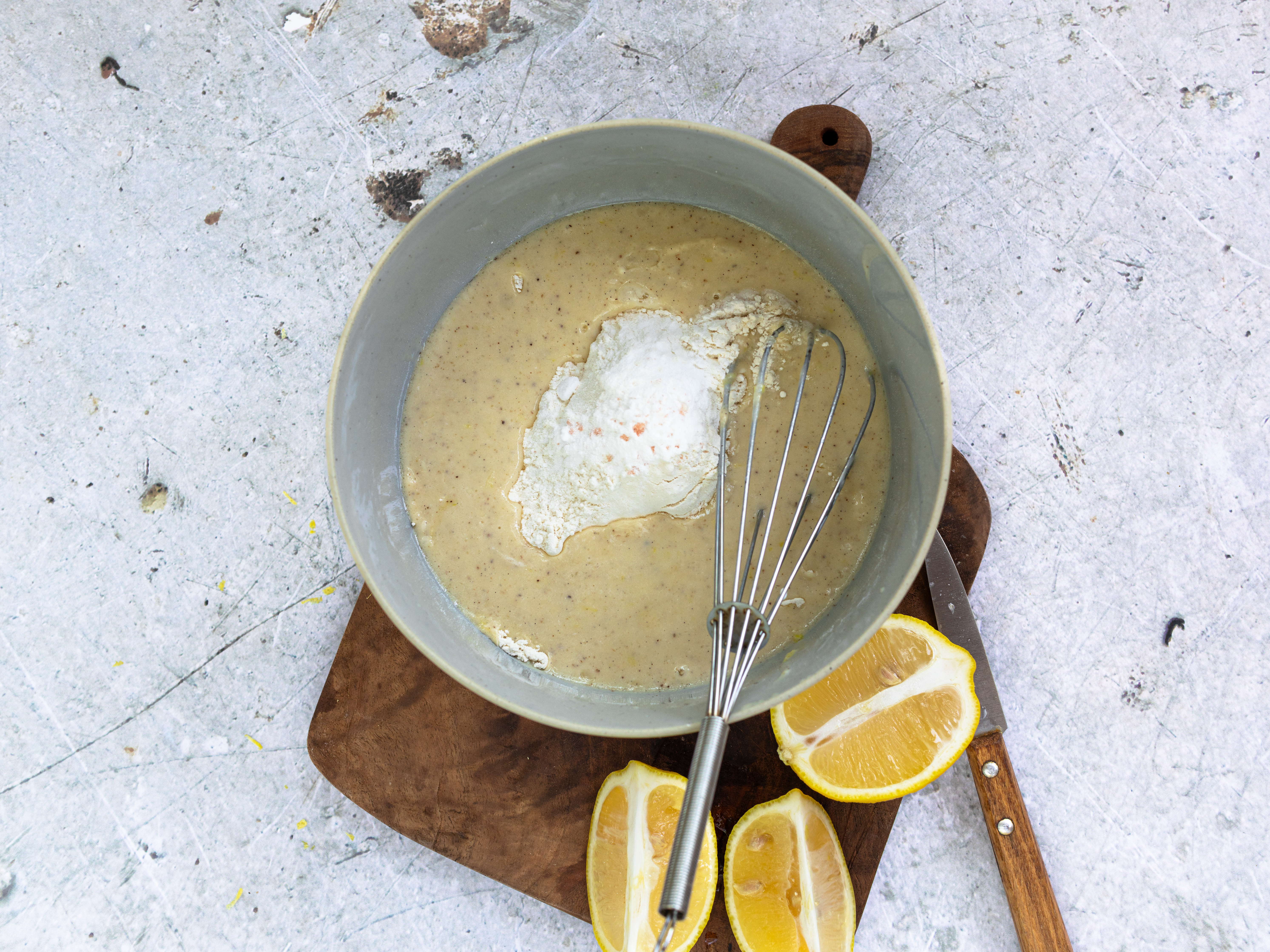 Schritt 2: Teig für Zitronen-Joghurt Muffins zubereiten  