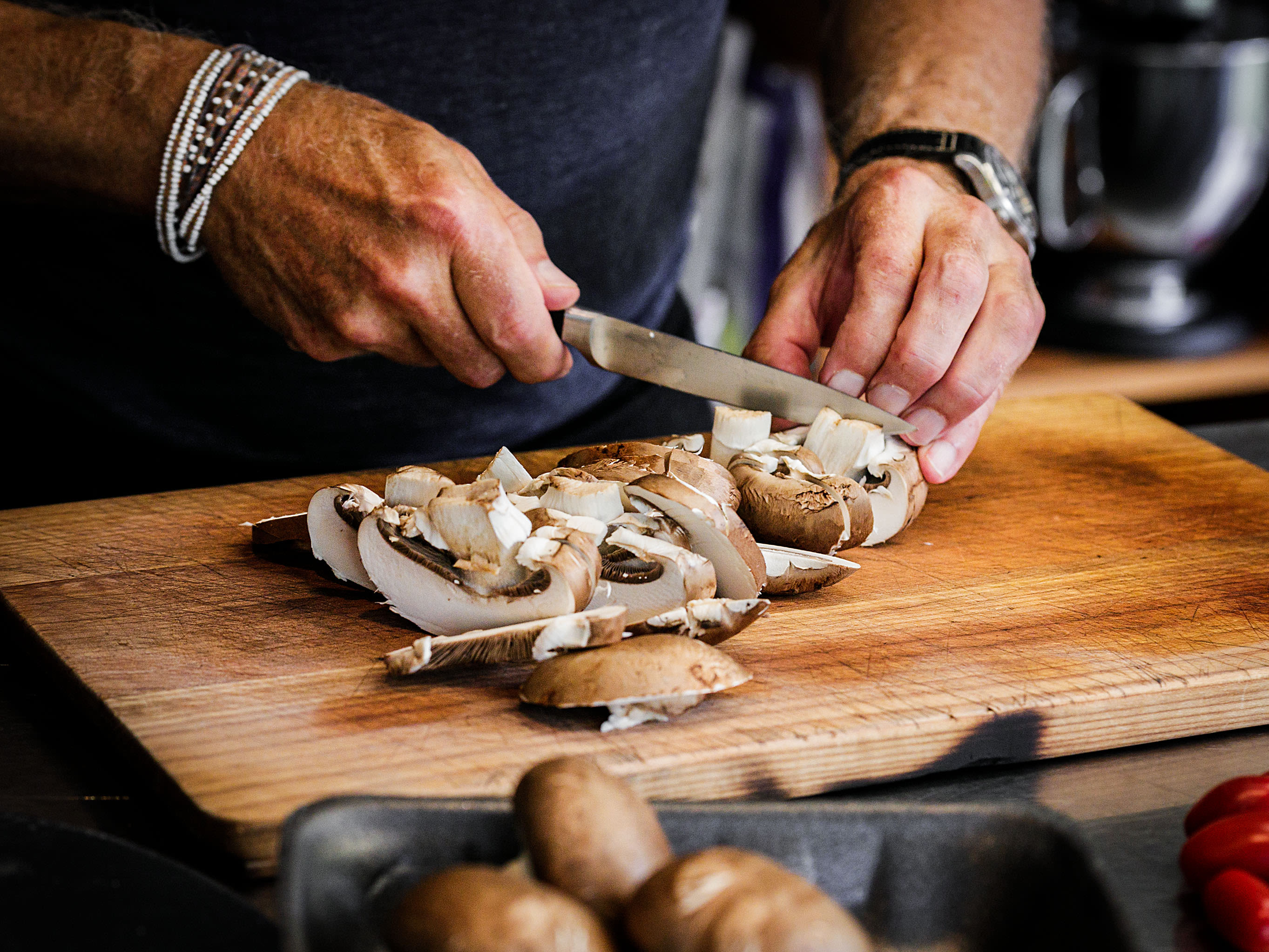 Schritt 1: Die Champignons schneiden