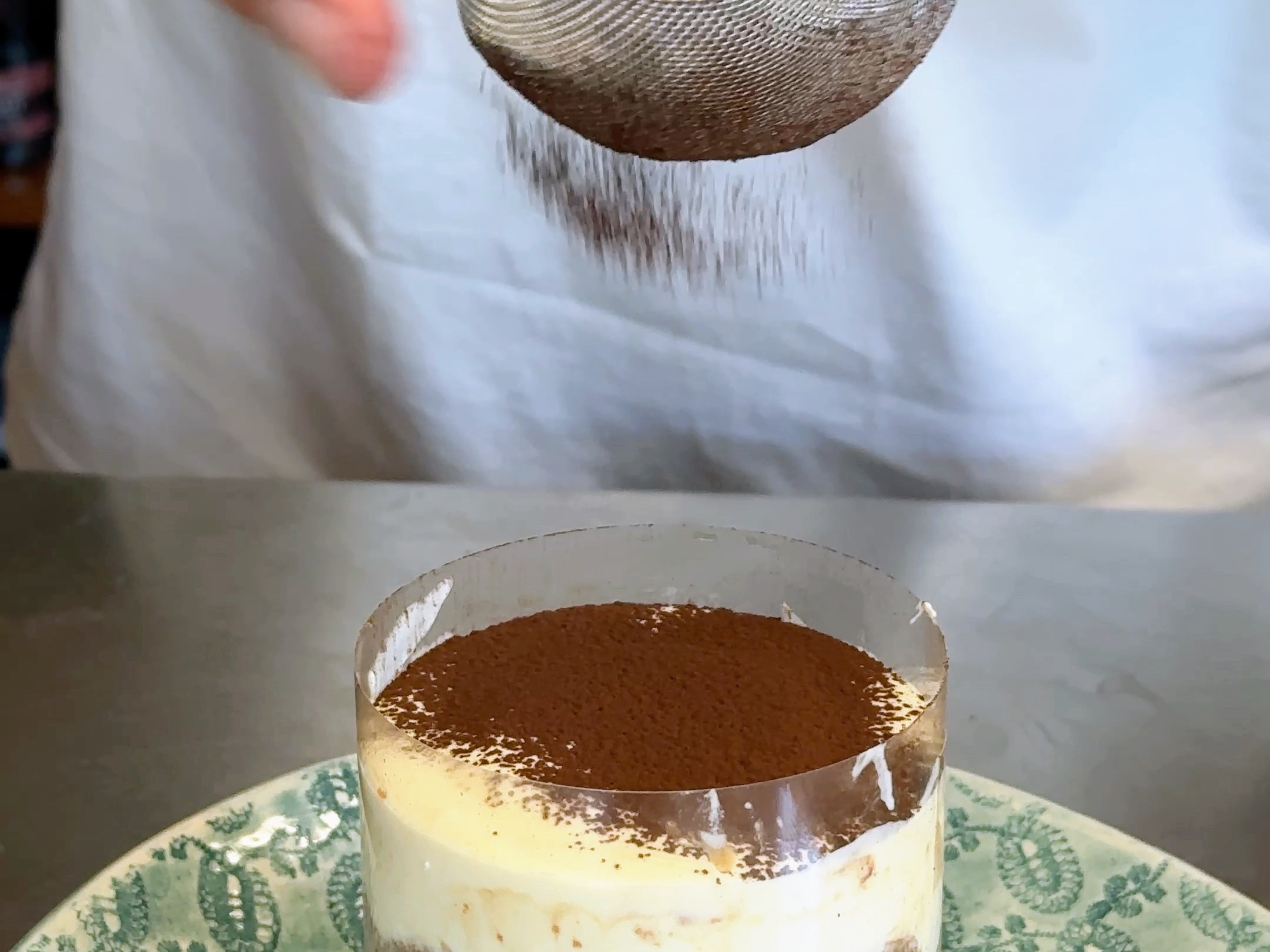 Schritt 4: Mit Kakaopulver bestäuben