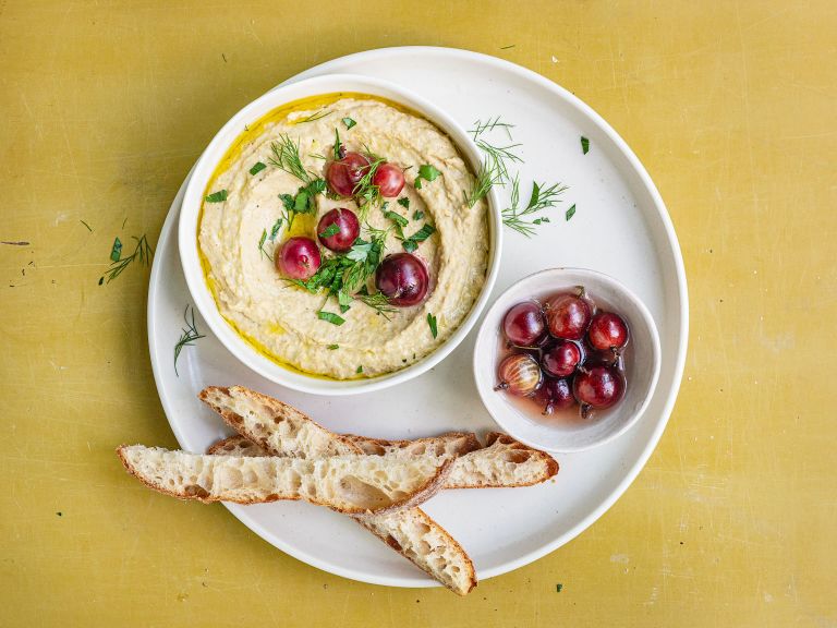 Schritt 2: Dip für Artischocken-Bohnen-Dip mit Kombucha-Stachelbeeren-Pickles zubereiten  