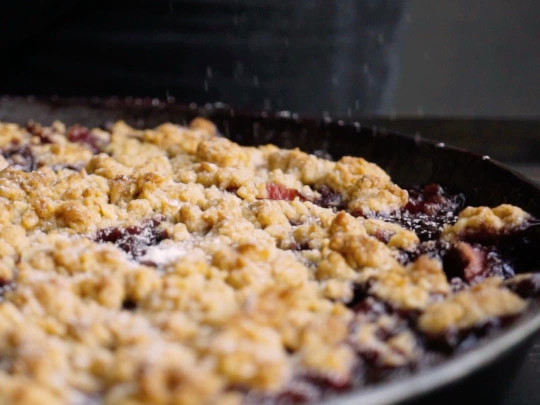 Schritt 2: Pflaumen Crumble mit Apfel herstellen