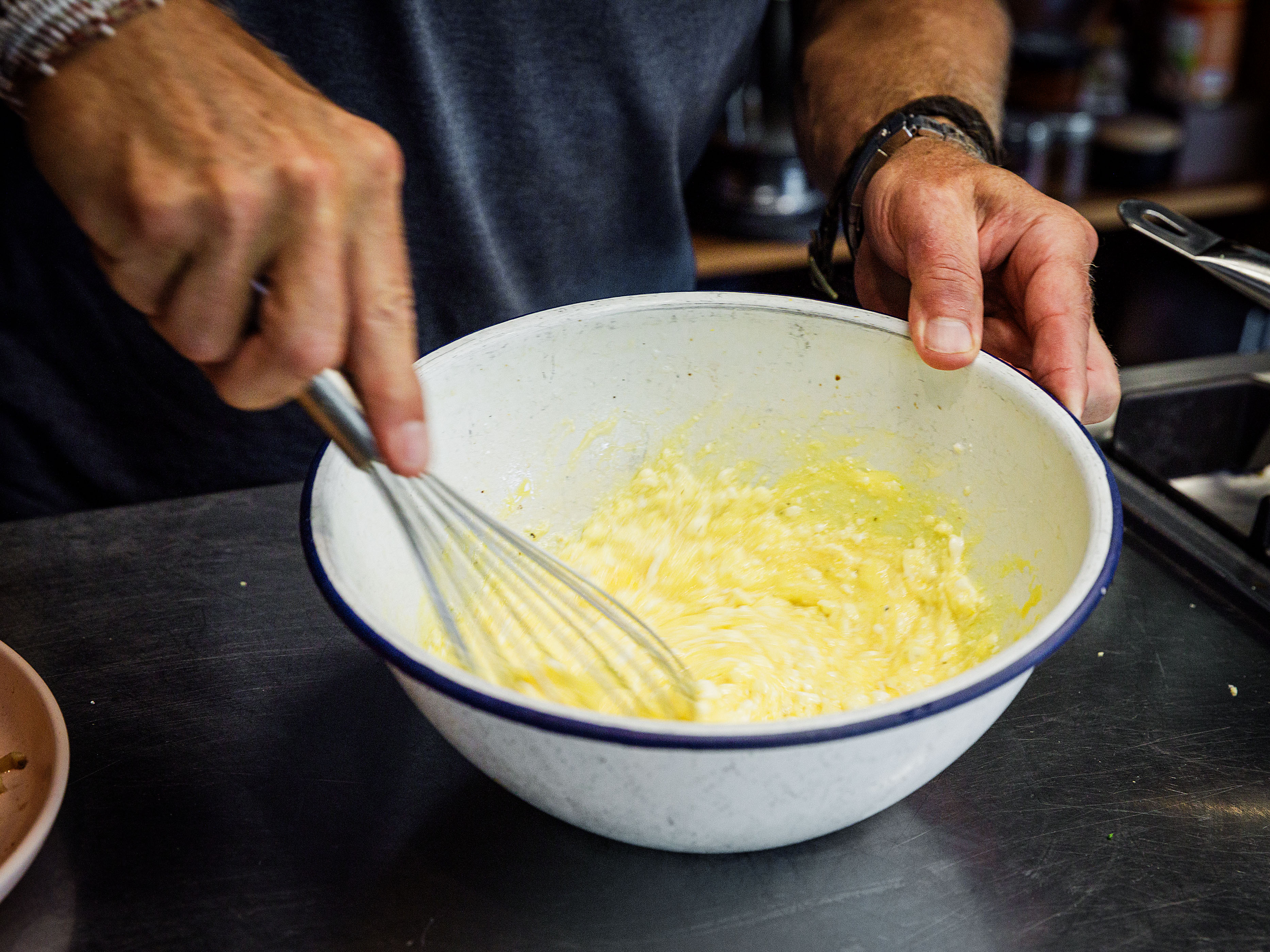 Schritt 3: Kürbis und Teig für Kürbistarte mit Broccoliteig, Ziegenkäse und Salbei backen