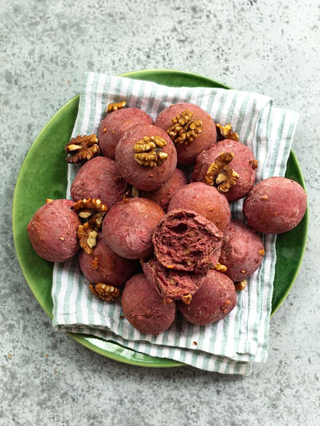 Randen-Baumnuss-Brötli Rezept 1 Randen-Baumnuss-Brötli Rezept 1