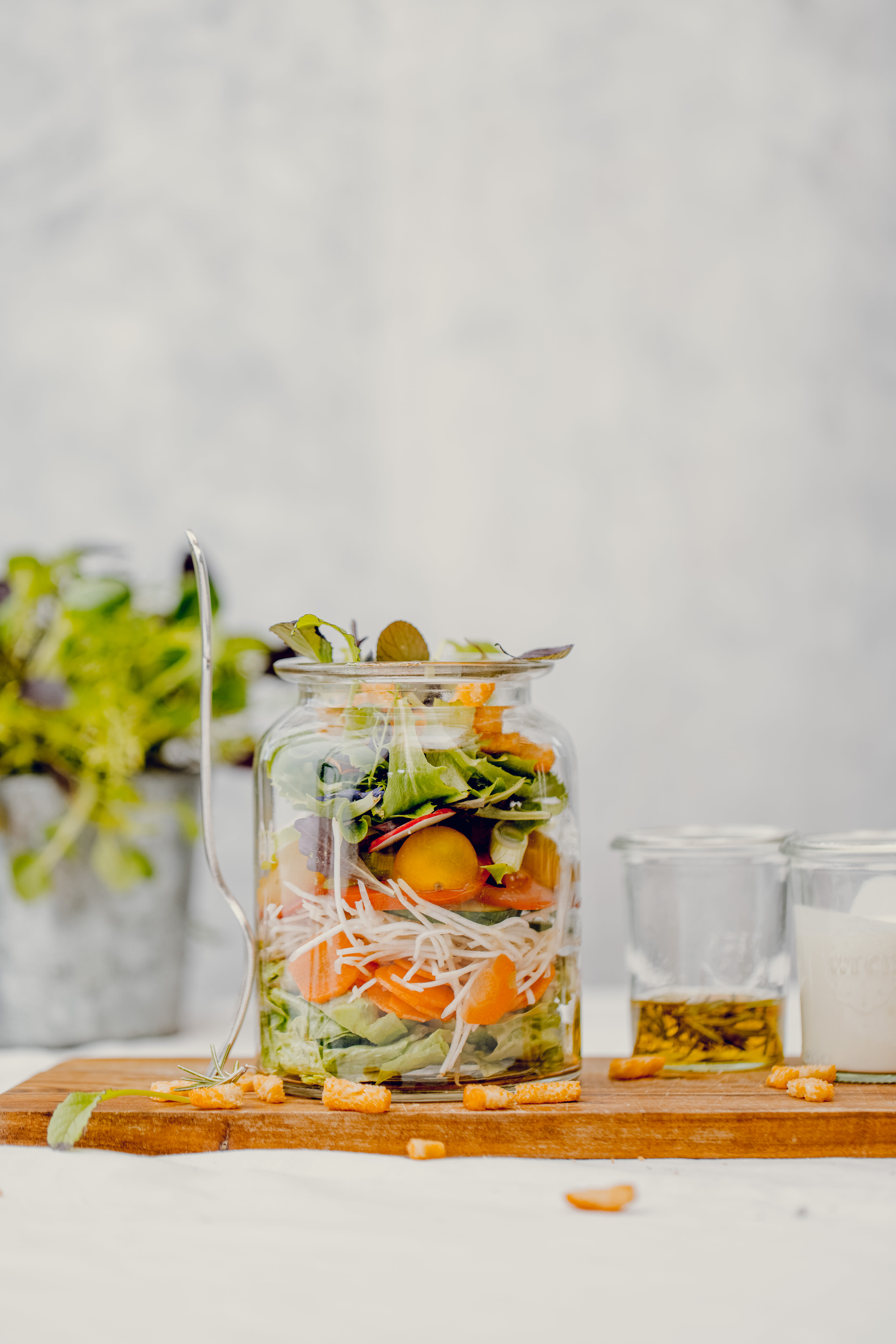 Geschichteter Gemüsesalat Rezept