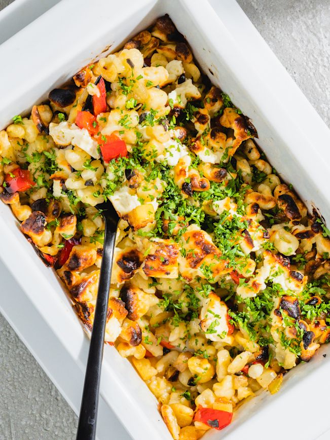 Oliven-Spätzle mit mediterranem Gemüse und Feta Rezept 2 Oliven-Spätzle mit mediterranem Gemüse und Feta Rezept 2