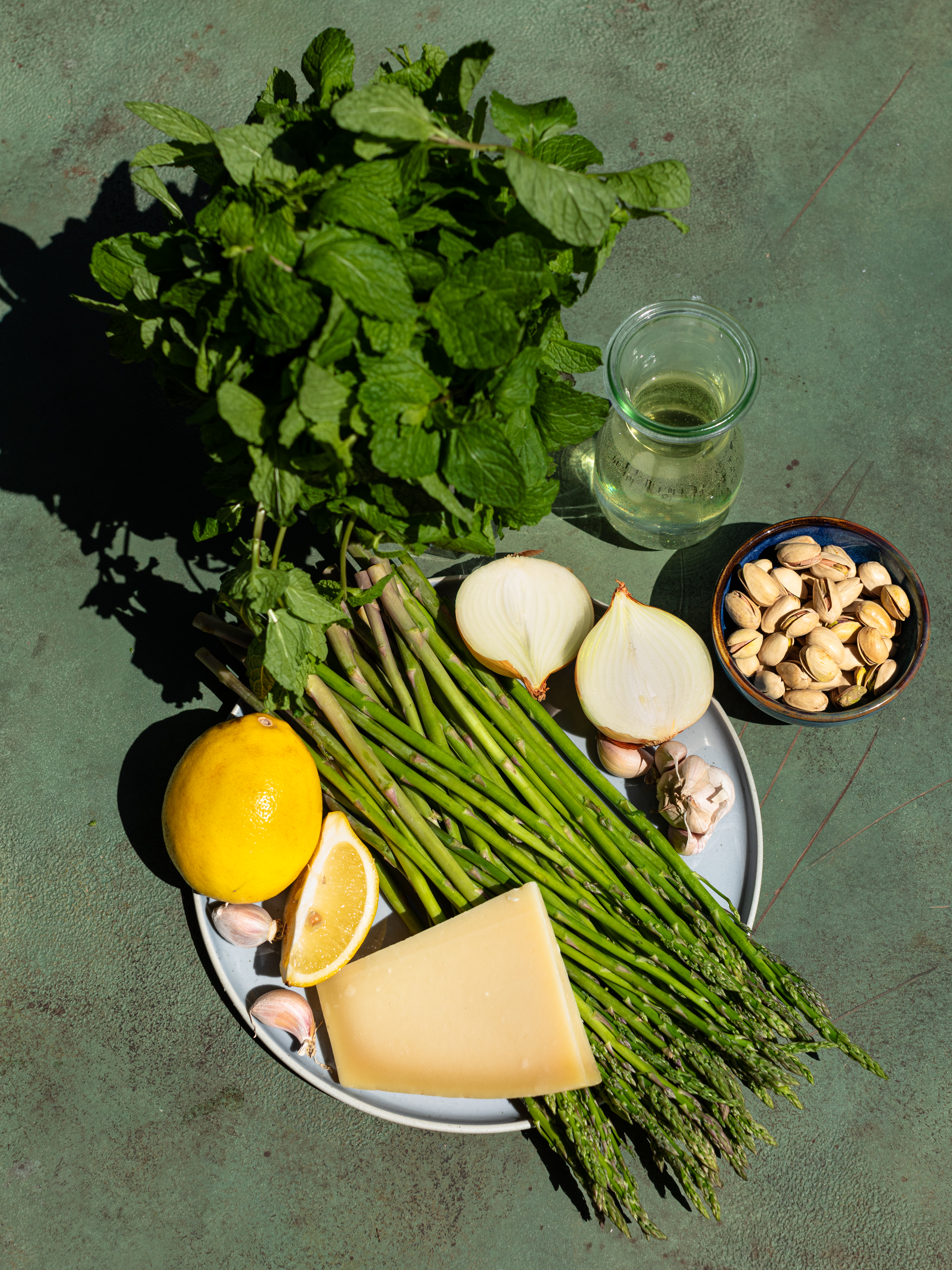 Spargel-Suppe mit Pistazien-Gremolata Rezept 2