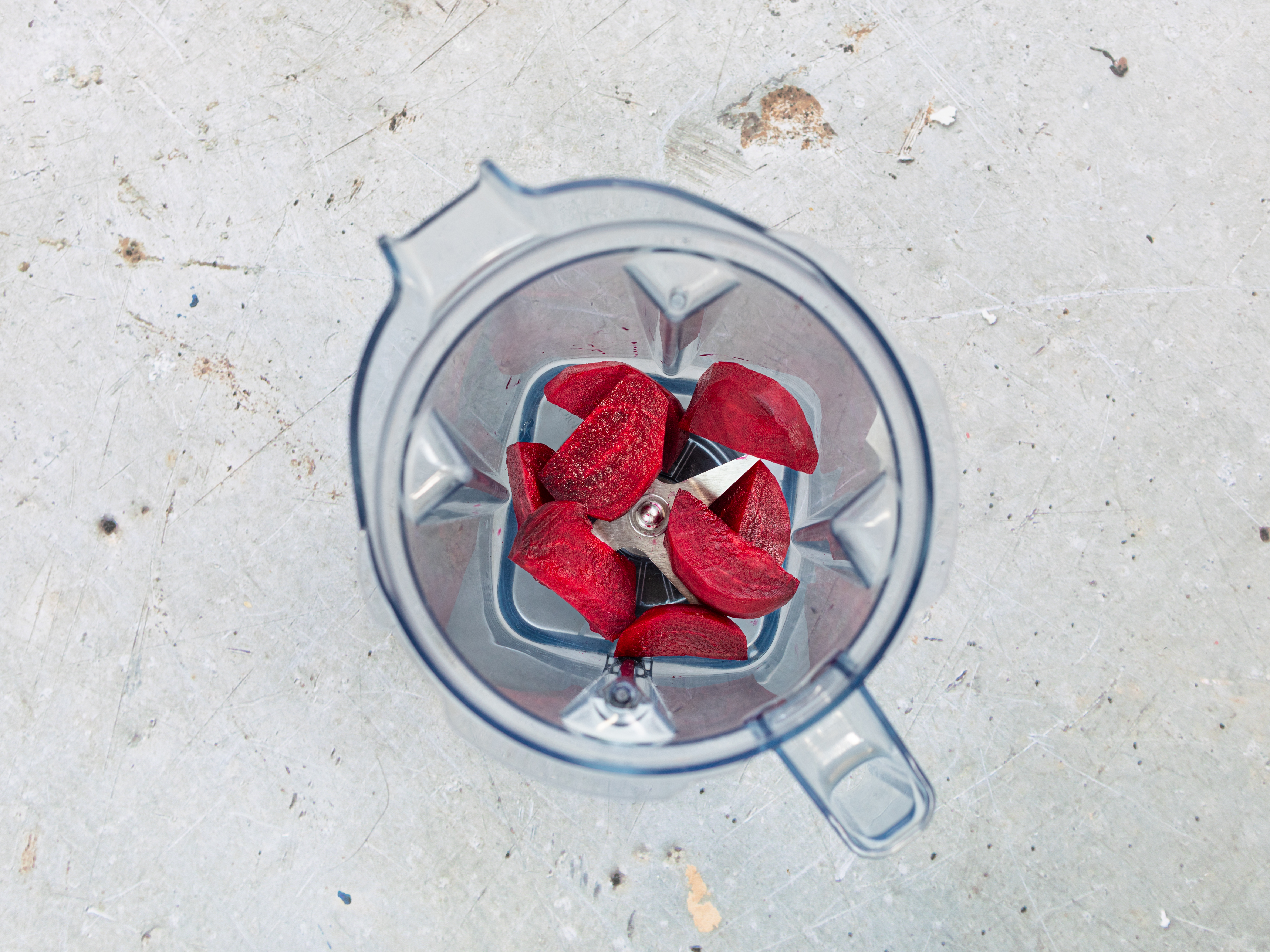 Schritt 1:  Randen für Randen-Waffeln mit Ziegenkäse pürieren 