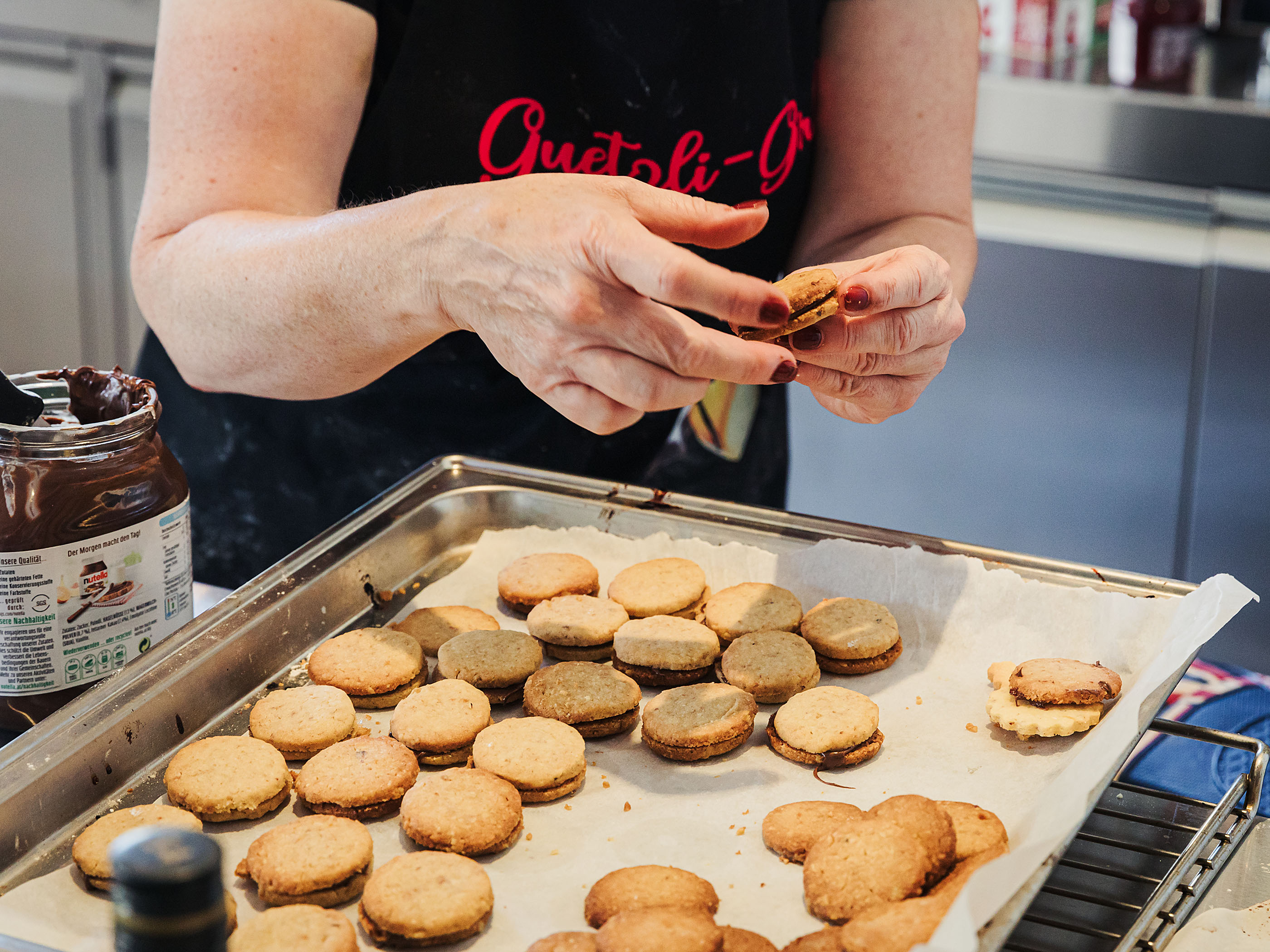 Schritt 2: Guetzli ausstechen 