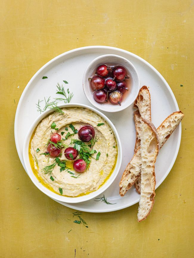 Artischocken-Bohnen-Dip mit Kombucha-Stachelbeeren-Pickles Rezept 3