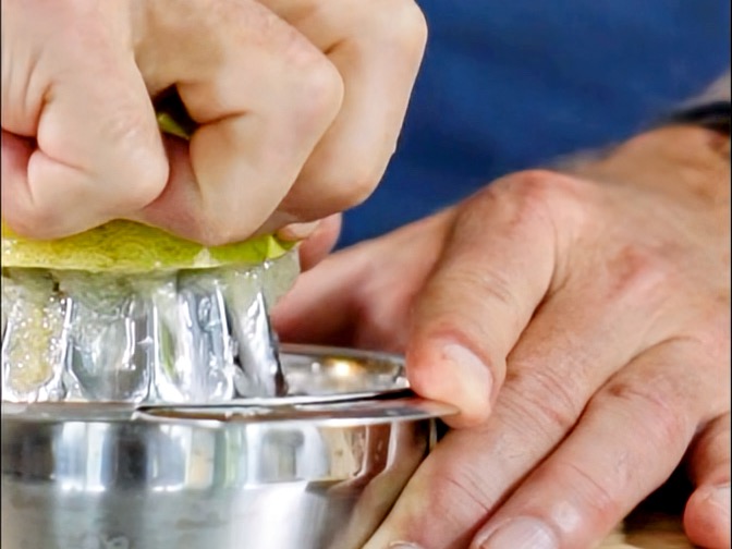 Schritt 1: Lemon Curd Zubereitung für Mandelbrioche Pudding mit Lemon Curd 