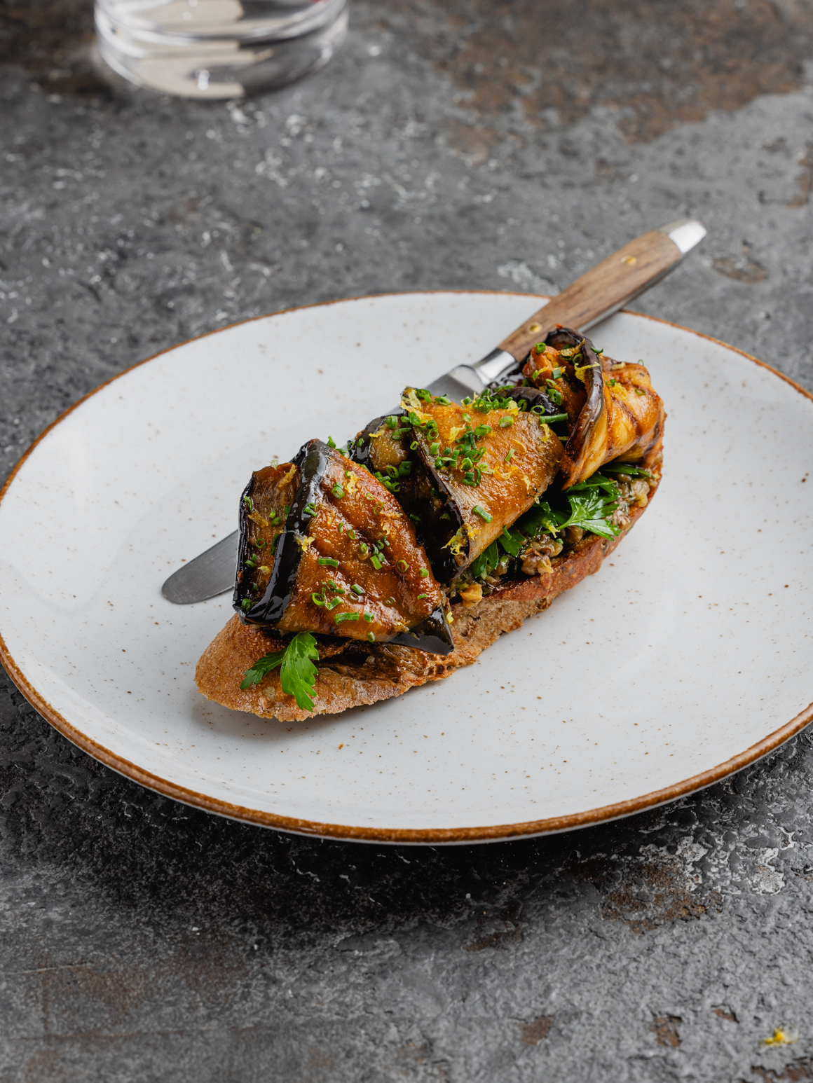 Bruschetta mit Baba Ganoush und grillierter Aubergine Rezept 3