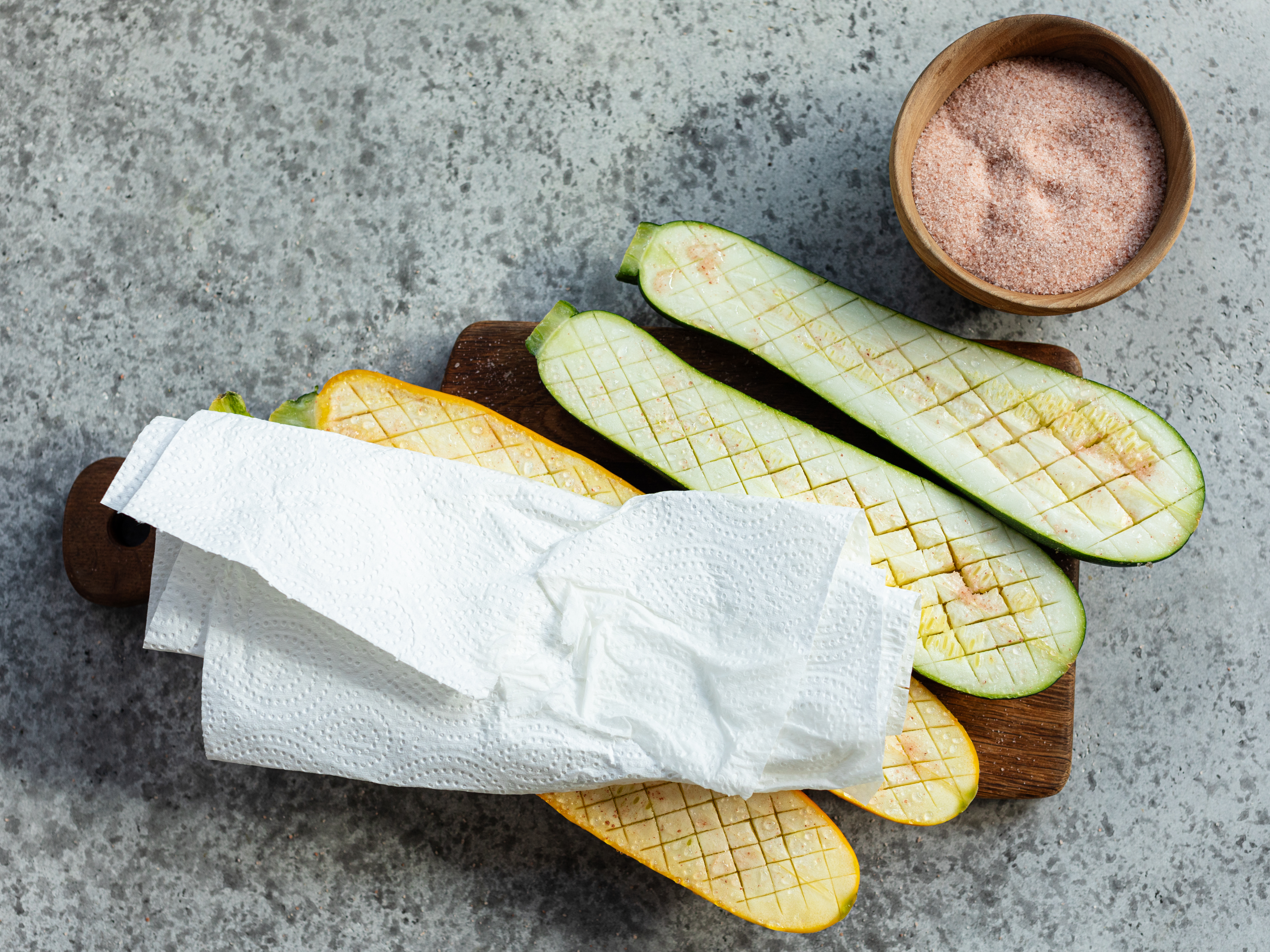 Schritt 1: Die Zucchetti trocken tupfen