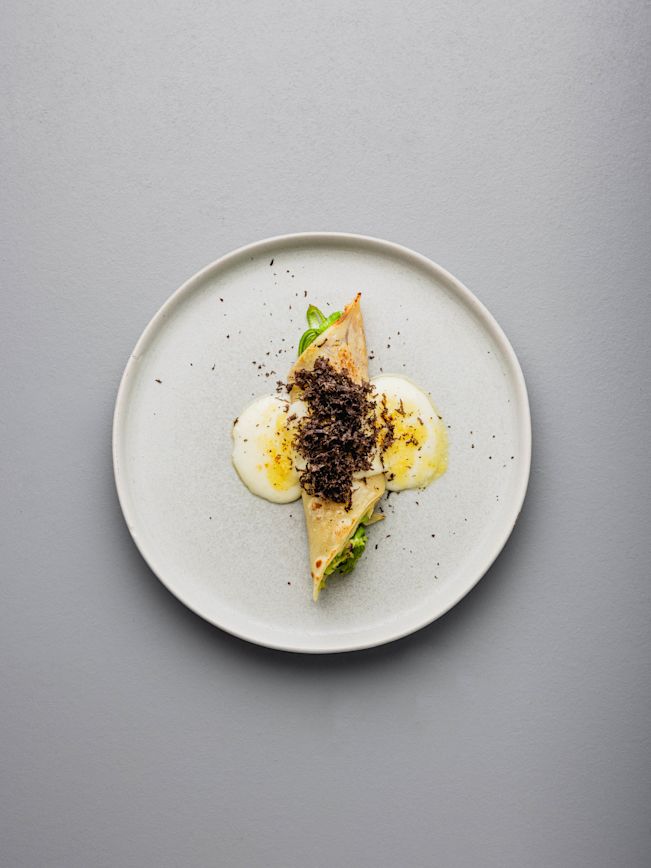 Crêpes mit Lauch, Bergkäse und Trüffel Rezept Crêpes mit Lauch, Bergkäse und Trüffel Rezept