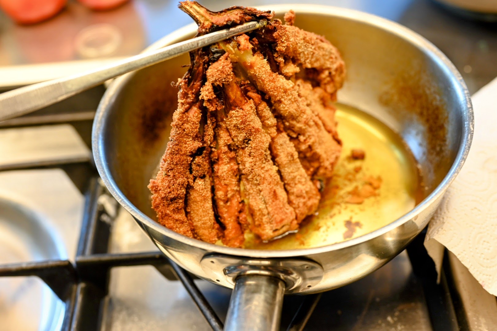 Schritt 2: Auberginen für Gebackenes Auberginenfächer-Steak panieren, ausbacken und servieren
