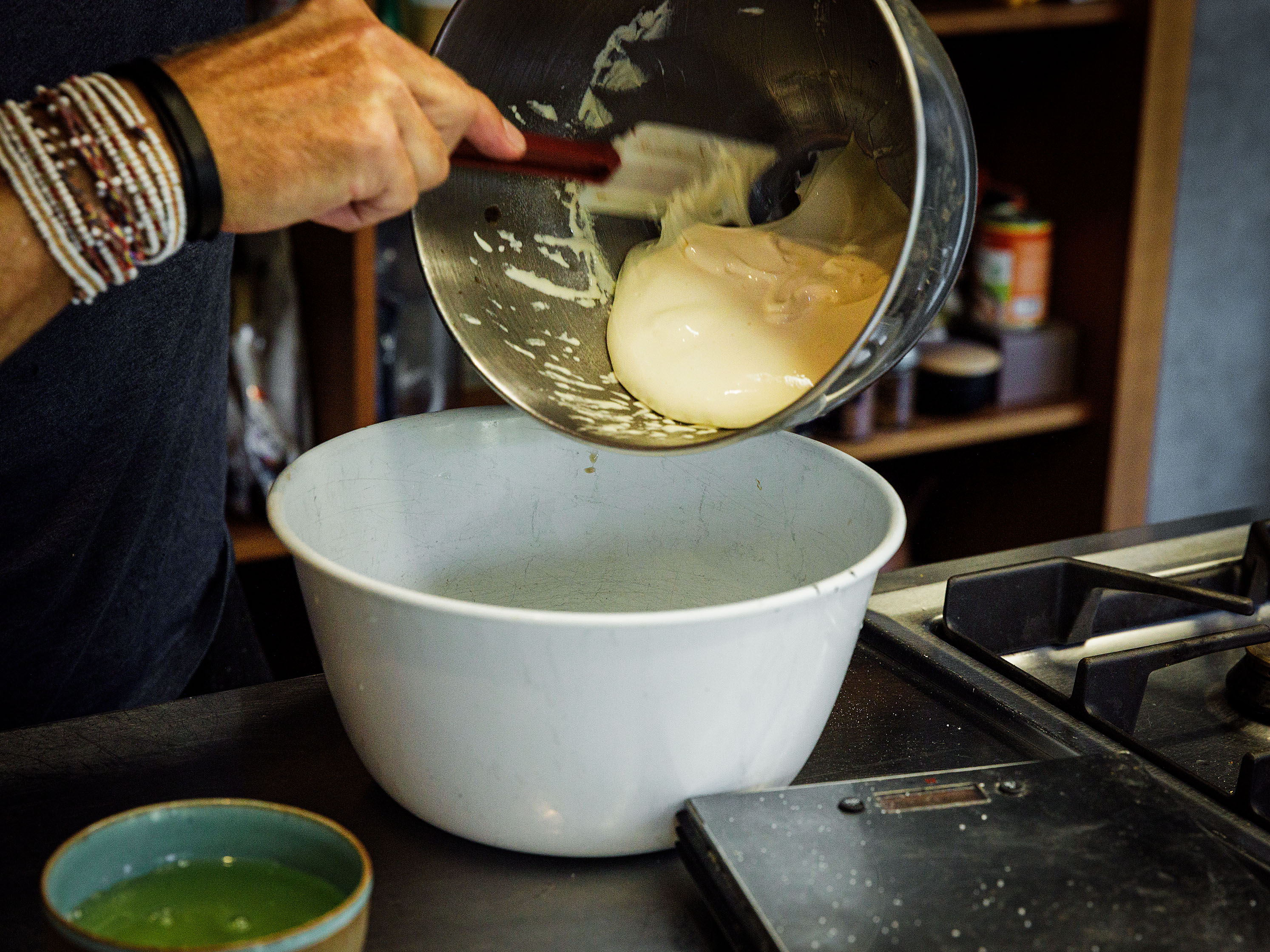 Schritt 1: Vorbereiten für Glutenfreie Heidelbeer-Schokoladenmeringue-Roulade 