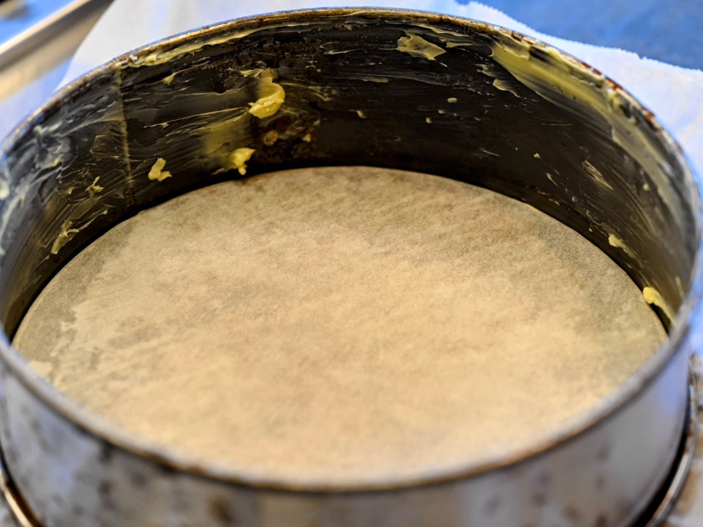 Schritt 1: Vorbereitung der Beeren für Heidelbeer-Baumnuss-Schokokuchen 