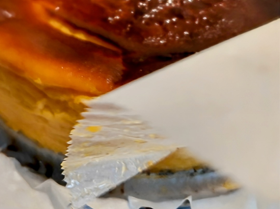 Schritt 3: Basken-Kürbis Cheesecake backen und fertigstellen