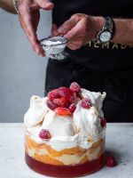 Pfirisch-Pavlova Trifle mit Brandy Crème Rezept 4