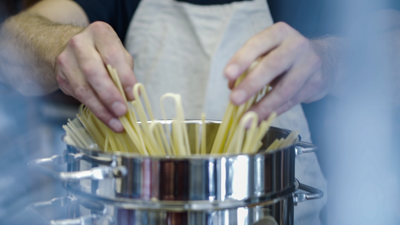 Schritt 2: Gemüse für Pasta mit Barba di Frate zubereiten