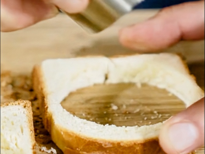 Schritt 3: Brioche für den Brot-und-Butter-Pudding vorbereiten