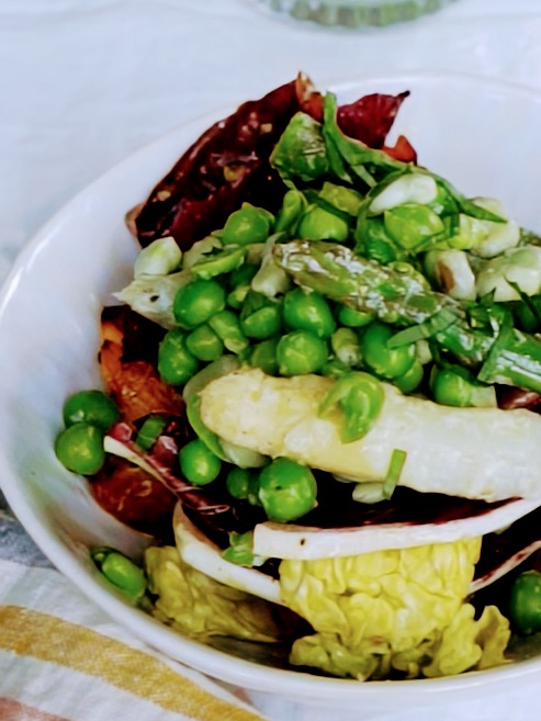 Erbsen-Fave Salat mit Spargeln und Süsskartoffeln Rezept
