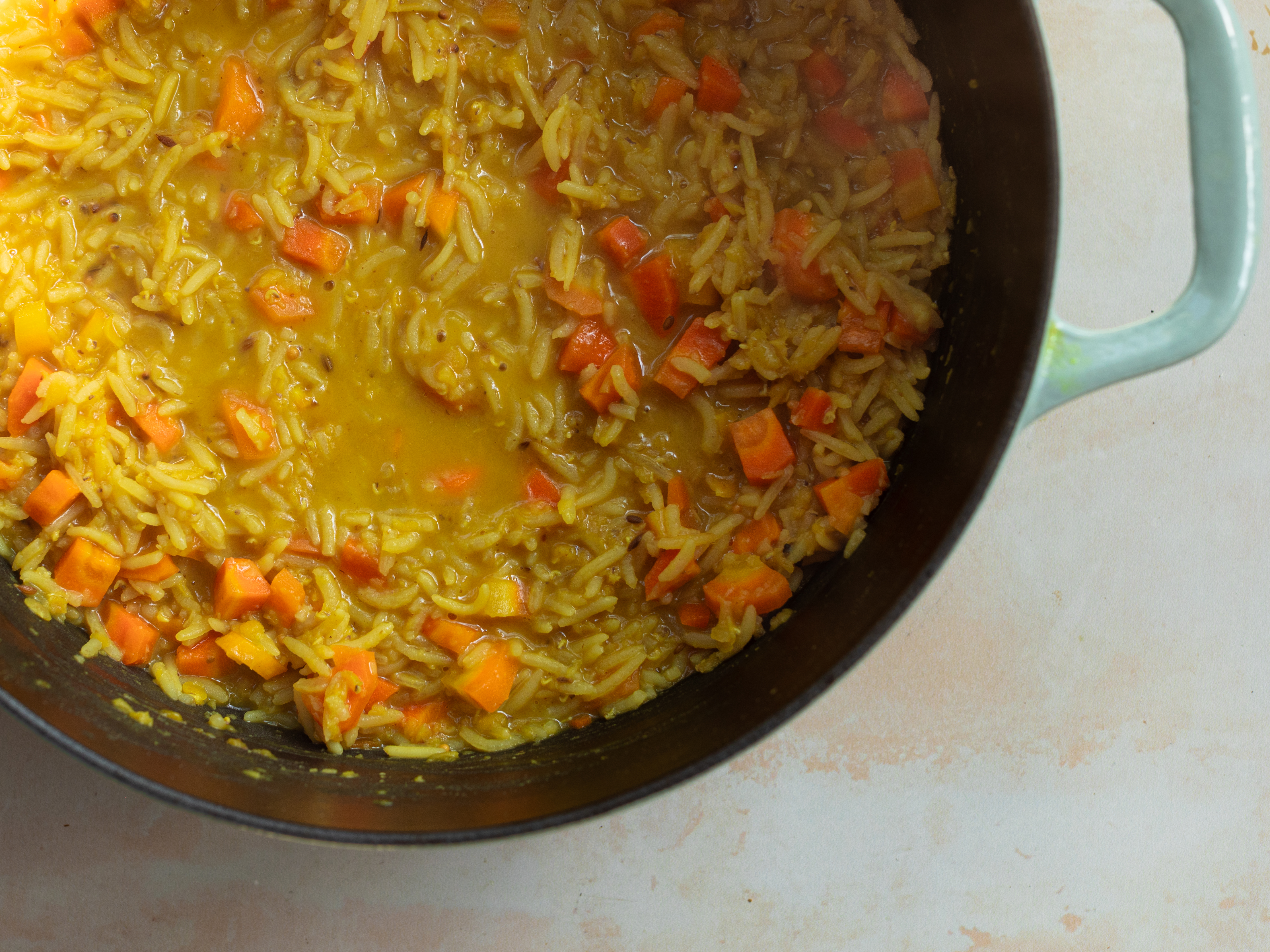 Schritt 4: Nach Bedarf mehr Wasser hinzufügen, um die gewünschte Konsistenz zu erreichen