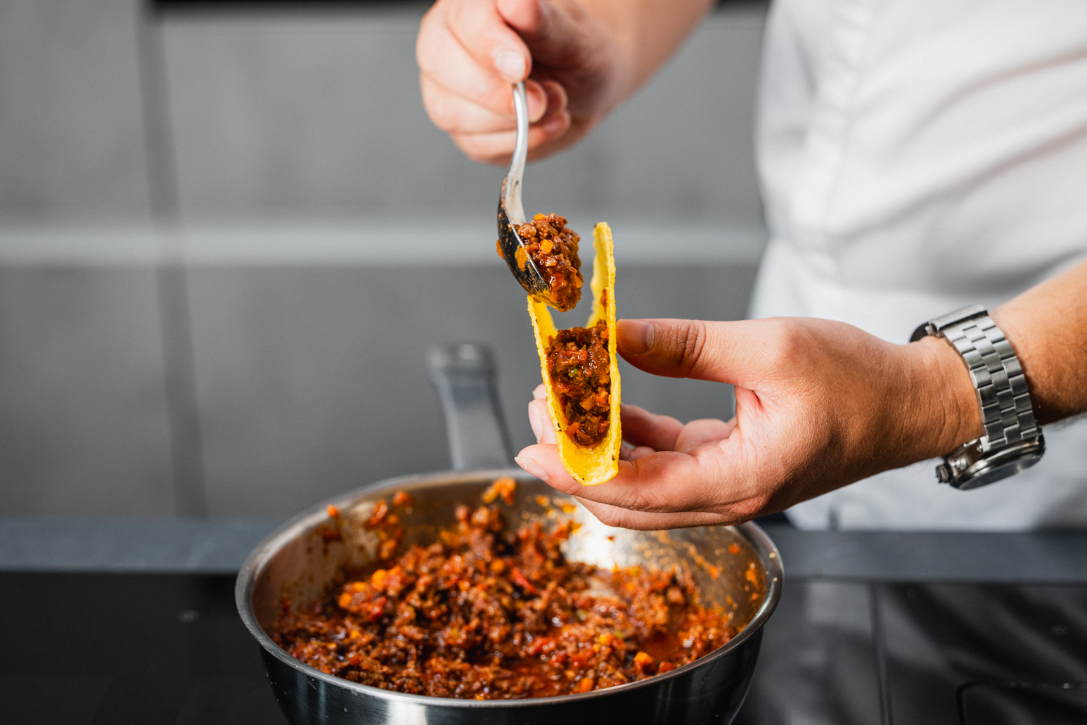 Schritt 2: Tacos füllen und servieren