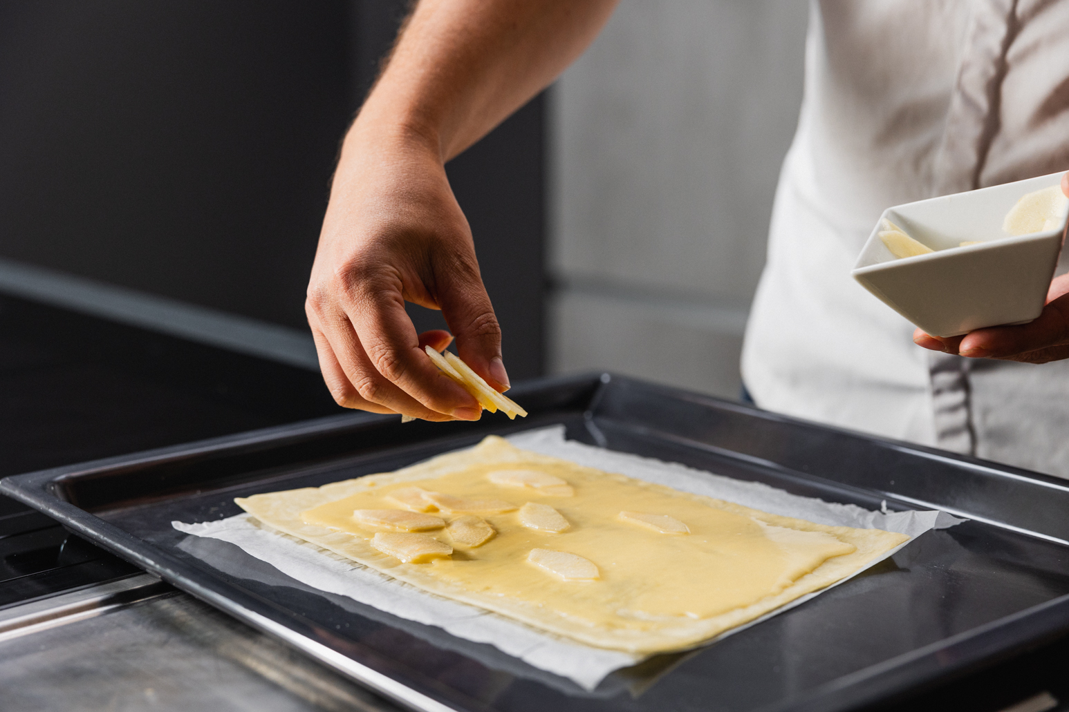 Schritt 3: Flammkuchen belegen