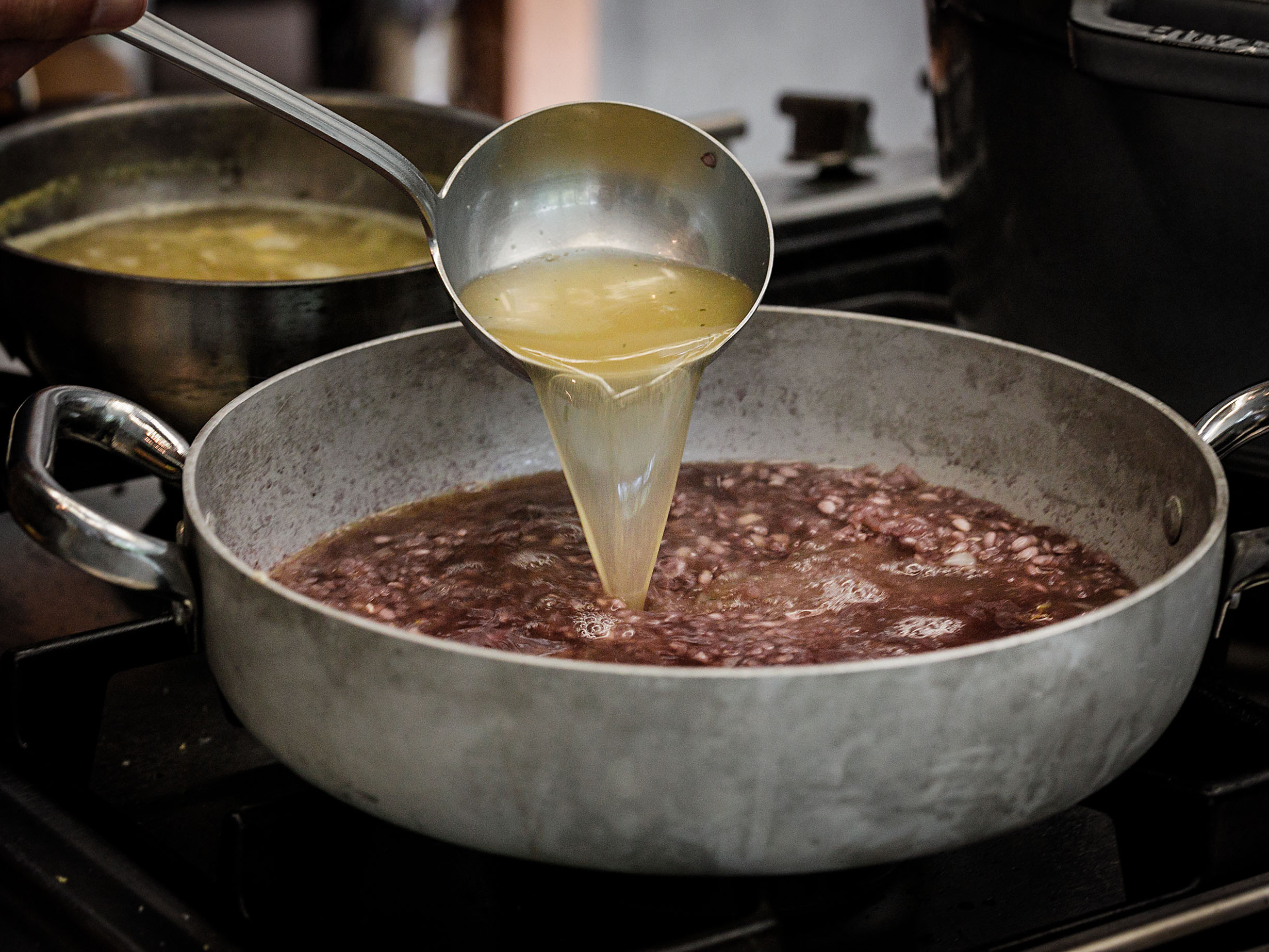 Schritt 2:  Risotto für Ochsenschwanz Sangiovese Risotto zubereiten